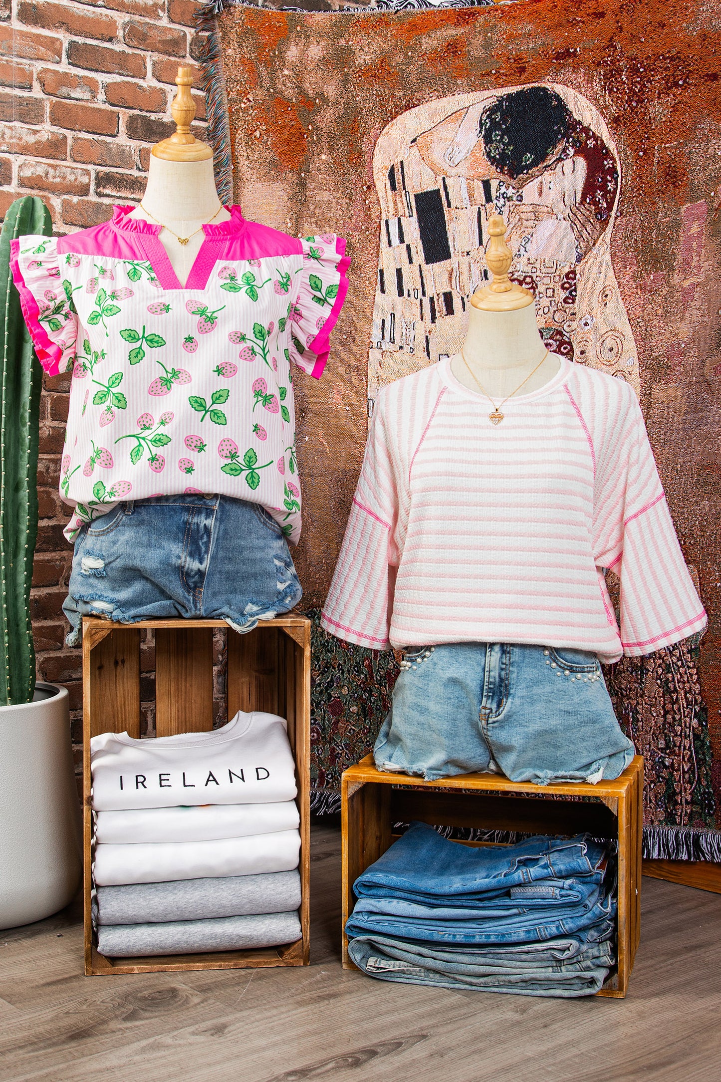 Pink Stripe Textured Knit Split Hem Half Sleeve Loose Top-Tops/Tops & Tees-[Adult]-[Female]-2022 Online Blue Zone Planet