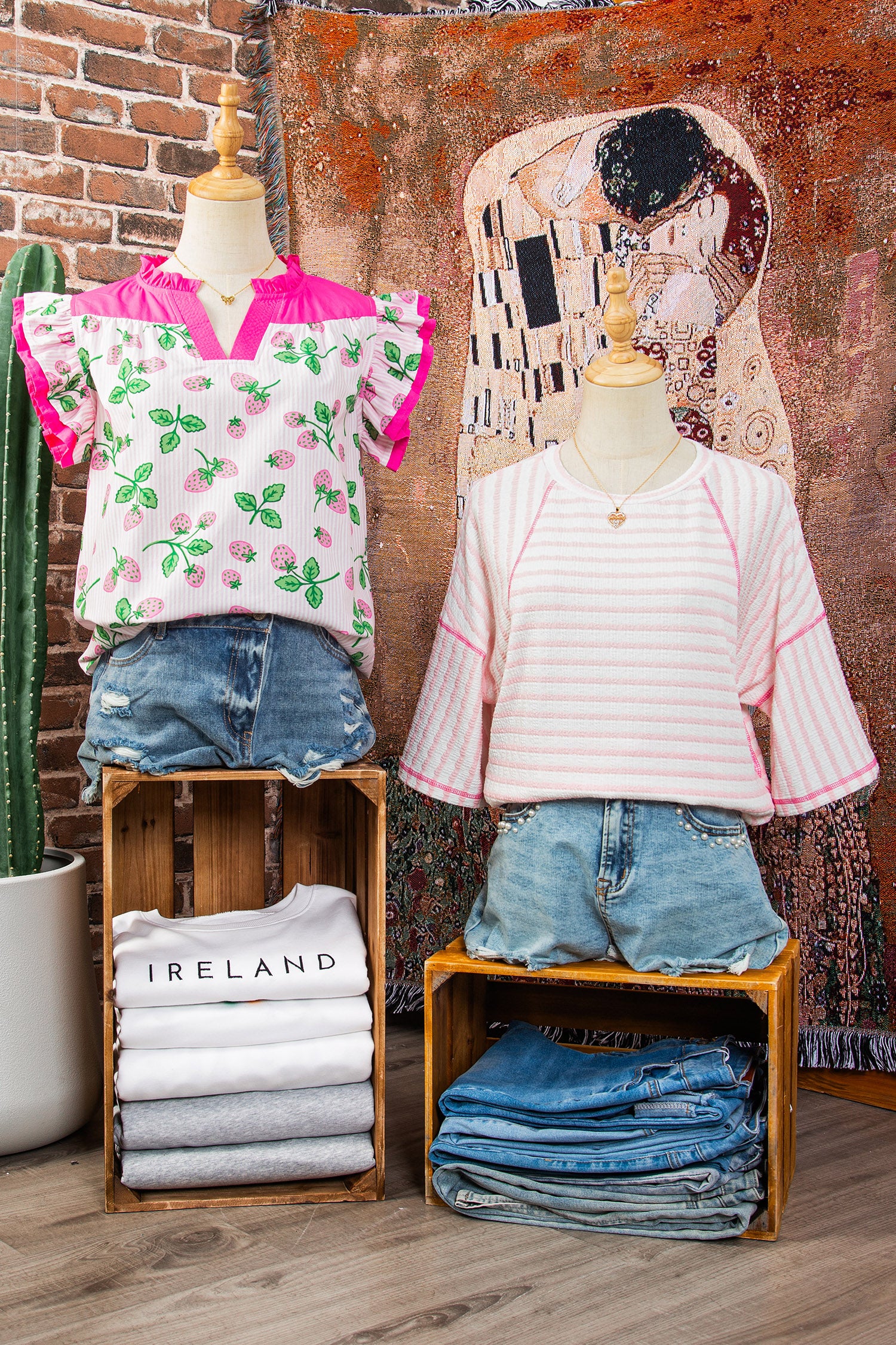 Pink Stripe Textured Knit Split Hem Half Sleeve Loose Top-Tops/Tops & Tees-[Adult]-[Female]-2022 Online Blue Zone Planet