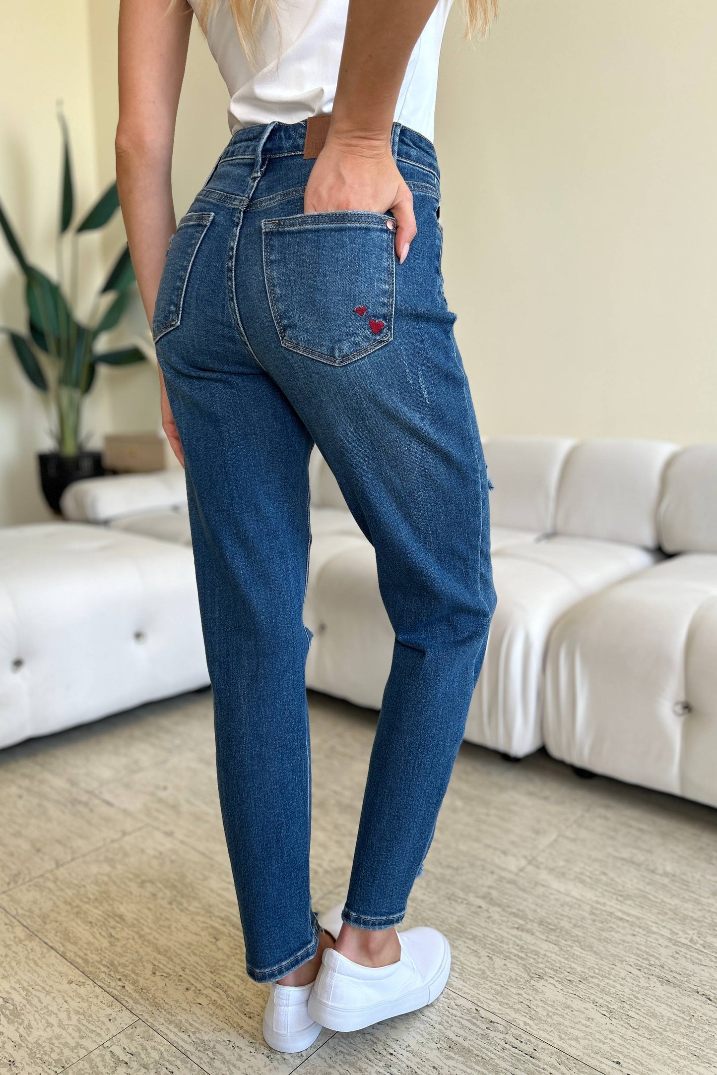 Judy Blue Full Size Queen Of Hearts Coin Pocket BF Jeans-BOTTOMS SIZES SMALL MEDIUM LARGE-[Adult]-[Female]-2022 Online Blue Zone Planet