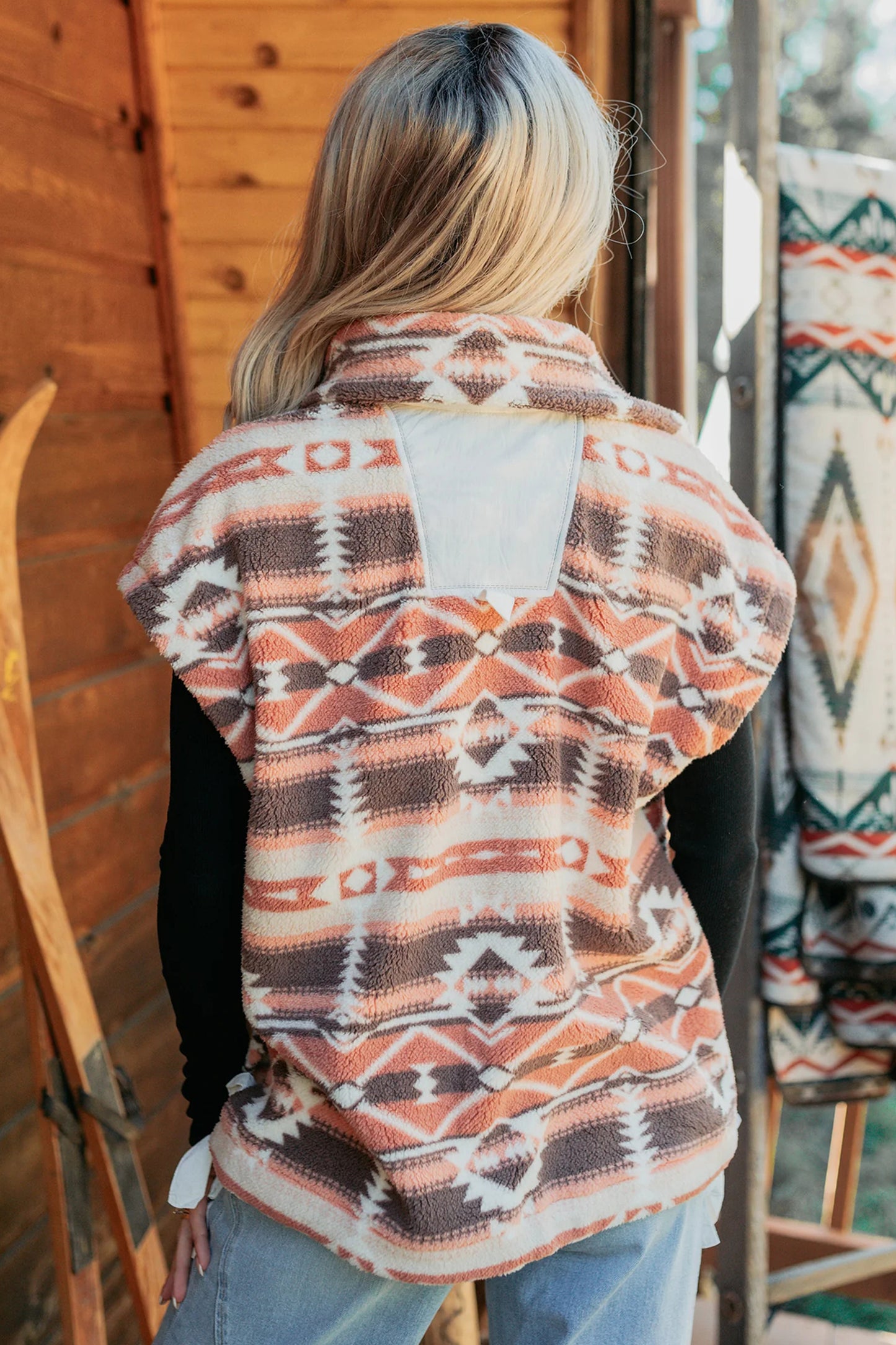 Multicolour Geometric Print Fleece Metal Button Placket Shift Silhouette Vest