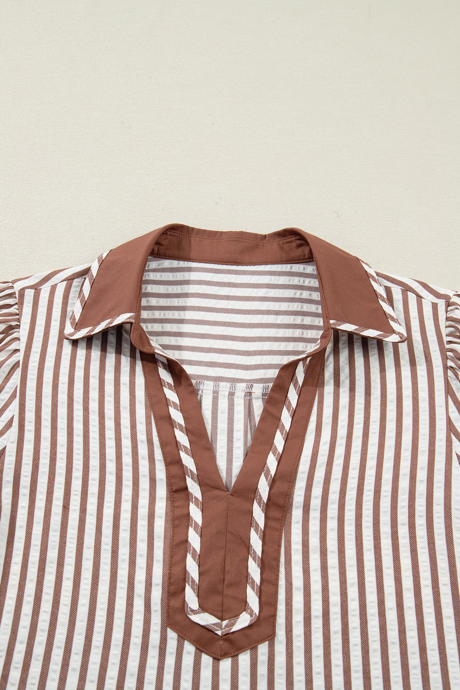 Khaki Stripe Collared Split Neck Short Bubble Sleeve Blouse-Tops/Blouses & Shirts-[Adult]-[Female]-2022 Online Blue Zone Planet