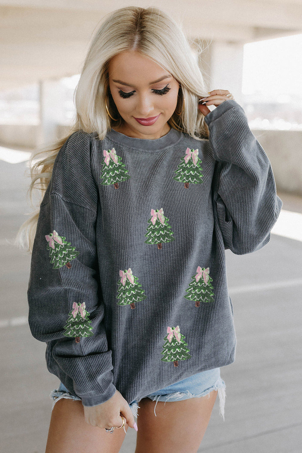 Gray Ribbed Round Neck Sequin Christmas Tree Patched Baggy Sweatshirt-Graphic/Graphic Sweatshirts-[Adult]-[Female]-2022 Online Blue Zone Planet