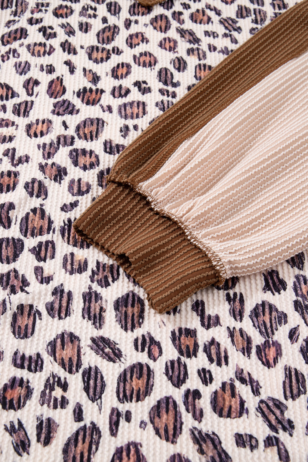 Parchment Leopard Colorblock Patchwork Twist Ribbed Plus Size V Neck Baggy Pullover-Plus Size/Plus Size Tops/Plus Size Long Sleeve Tops-[Adult]-[Female]-2022 Online Blue Zone Planet