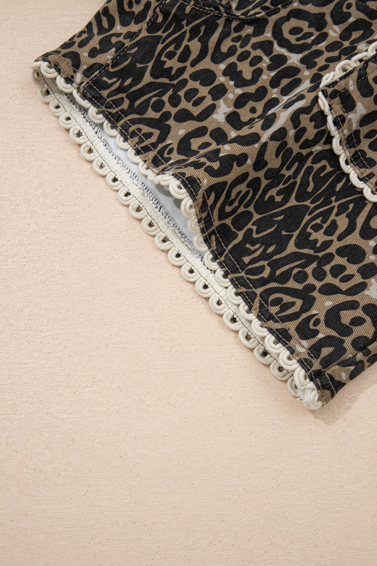 Khaki Contrast Scalloped Lace Trim Leopard Denim Shorts-Bottoms/Denim Shorts-[Adult]-[Female]-2022 Online Blue Zone Planet