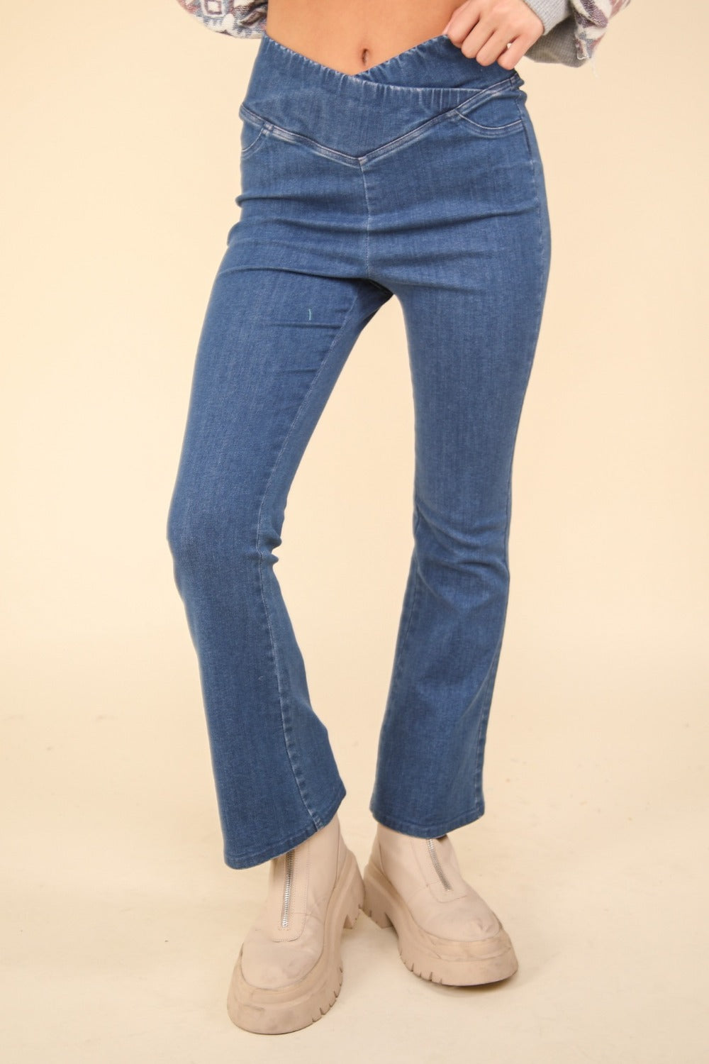 VERY J Washed Denim Stretchy Crossover Waist Leggings-BOTTOMS SIZES SMALL MEDIUM LARGE-[Adult]-[Female]-Indigo-S-2022 Online Blue Zone Planet