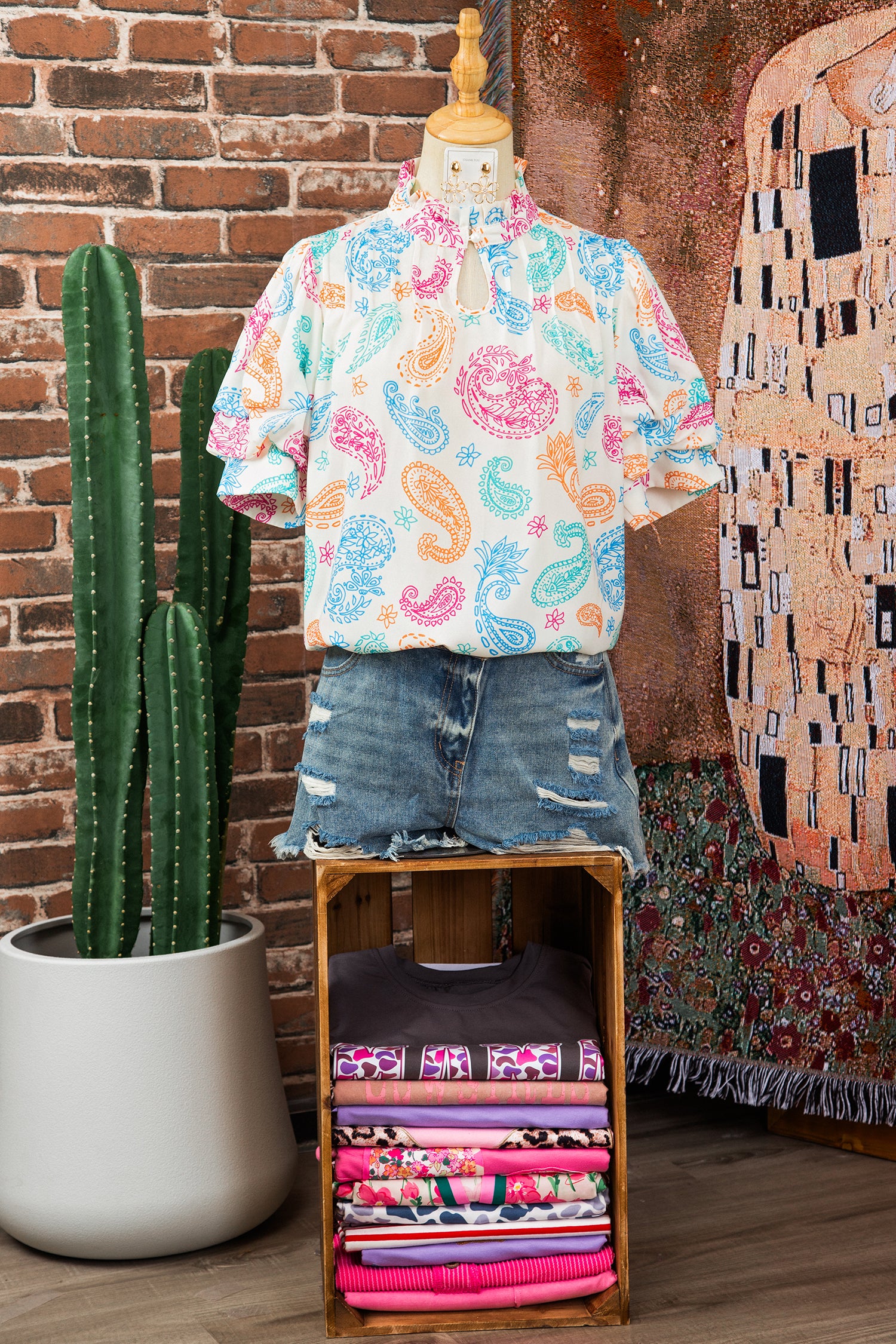 Multicolour Vibrant Paisley Printed Button Keyhole Puff Sleeve Blouse-Tops/Blouses & Shirts-[Adult]-[Female]-2022 Online Blue Zone Planet