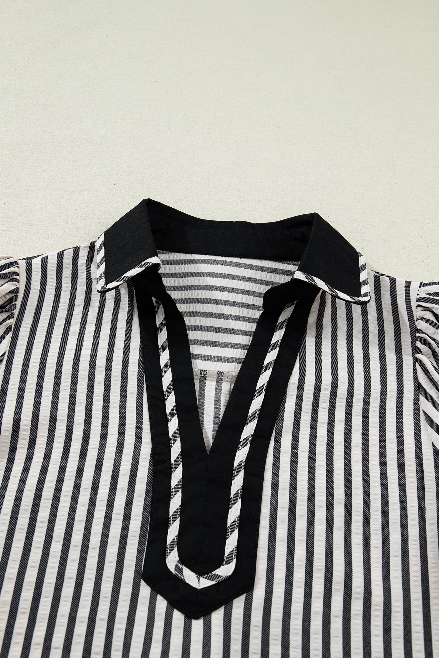 Black Stripe Collared Split Neck Short Bubble Sleeve Blouse-Tops/Blouses & Shirts-[Adult]-[Female]-2022 Online Blue Zone Planet