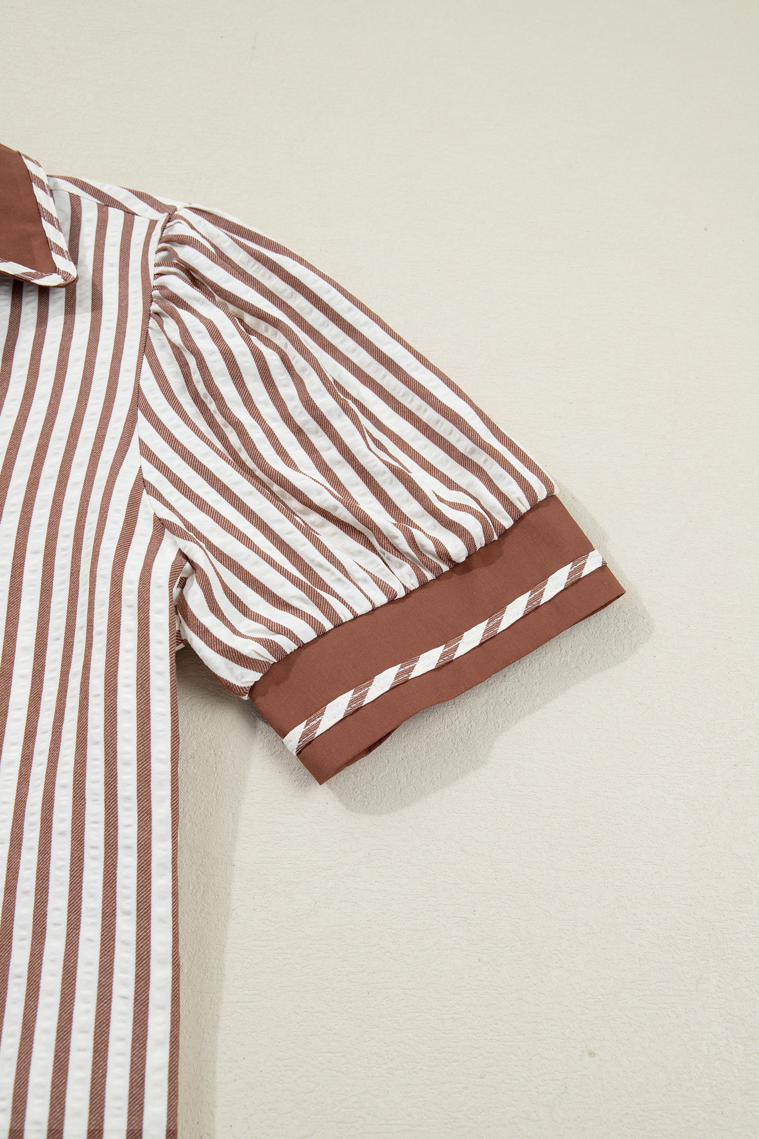 Khaki Stripe Collared Split Neck Short Bubble Sleeve Blouse-Tops/Blouses & Shirts-[Adult]-[Female]-2022 Online Blue Zone Planet