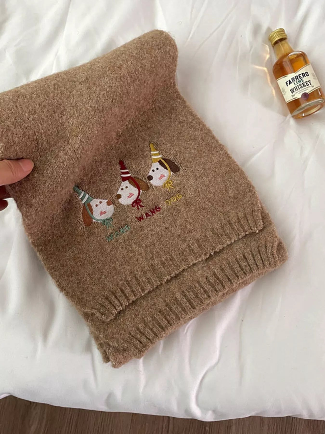 2ab258a0ebfe488787fa29fb2b49219a-Max-Origin