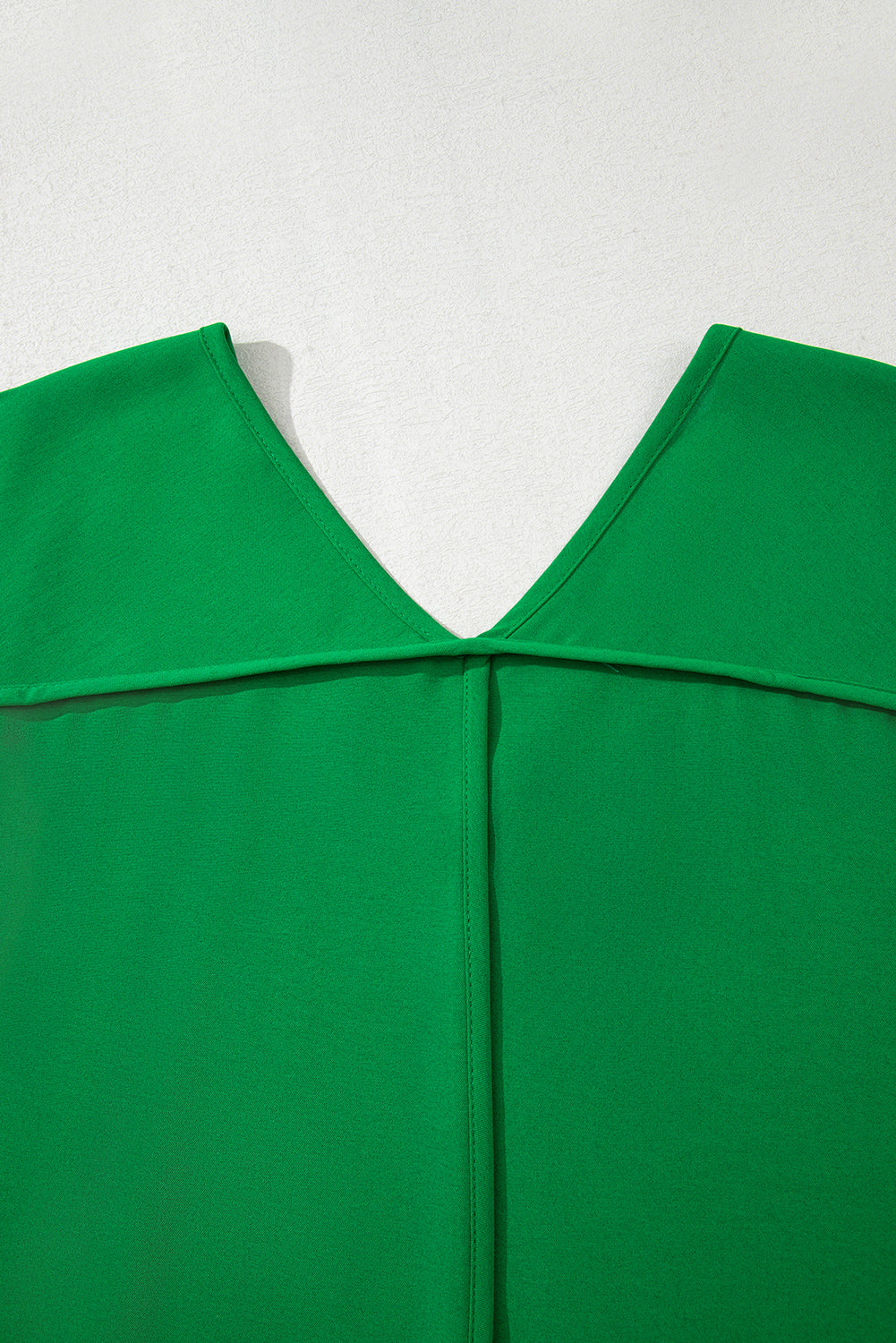 Green Seamed Back High Low Hem V Neck Cuffed Sleeve Plus Size Tee-Plus Size/Plus Size Tops/Plus Size Tops & Tees-[Adult]-[Female]-2022 Online Blue Zone Planet