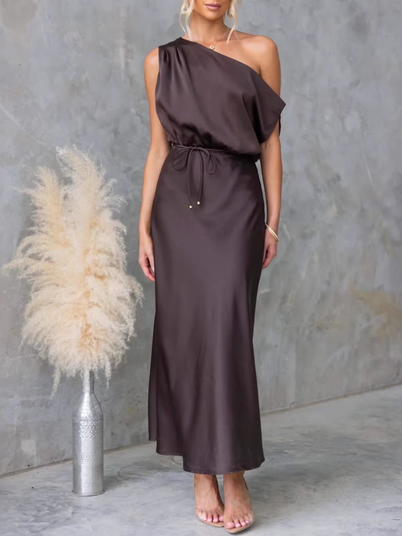 2b9779e6-2550-4dfb-92a9-9bbe64e7bd25-Max