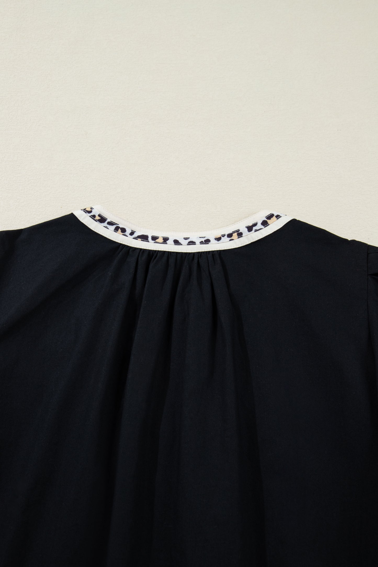 Black Leopard Trim Notched Neck Short Puff Sleeve Shift Mini Dress