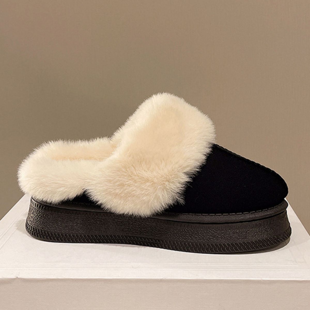 Blue Zone Planet | Suede Faux Fur Round Toe Platform Slippers-SHOES-[Adult]-[Female]-Black-36(US5)-2022 Online Blue Zone Planet