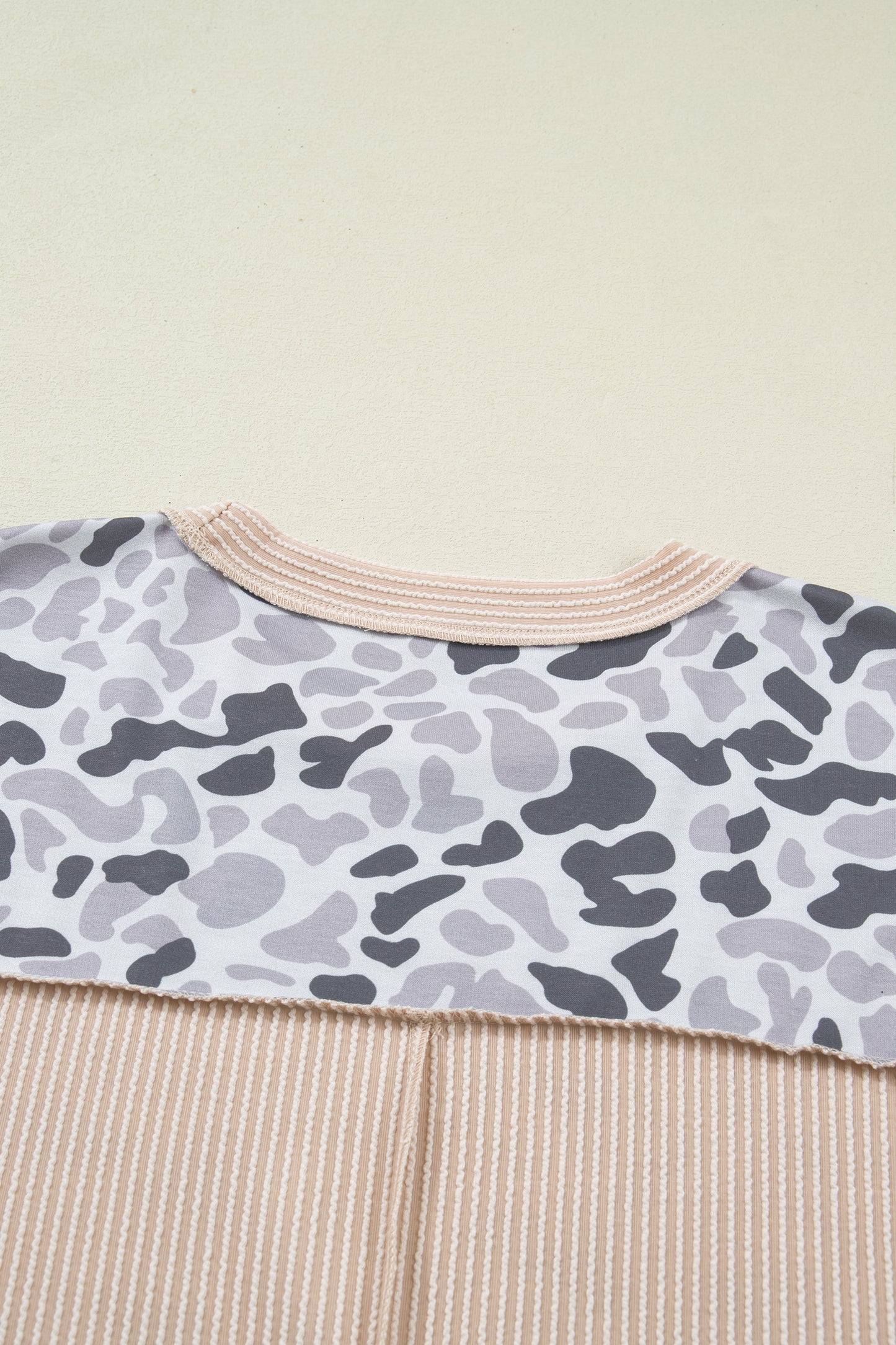 Gray Camouflage Print Twisted Ribbed Patchwork Casual T Shirt-Tops/Tops & Tees-[Adult]-[Female]-2022 Online Blue Zone Planet