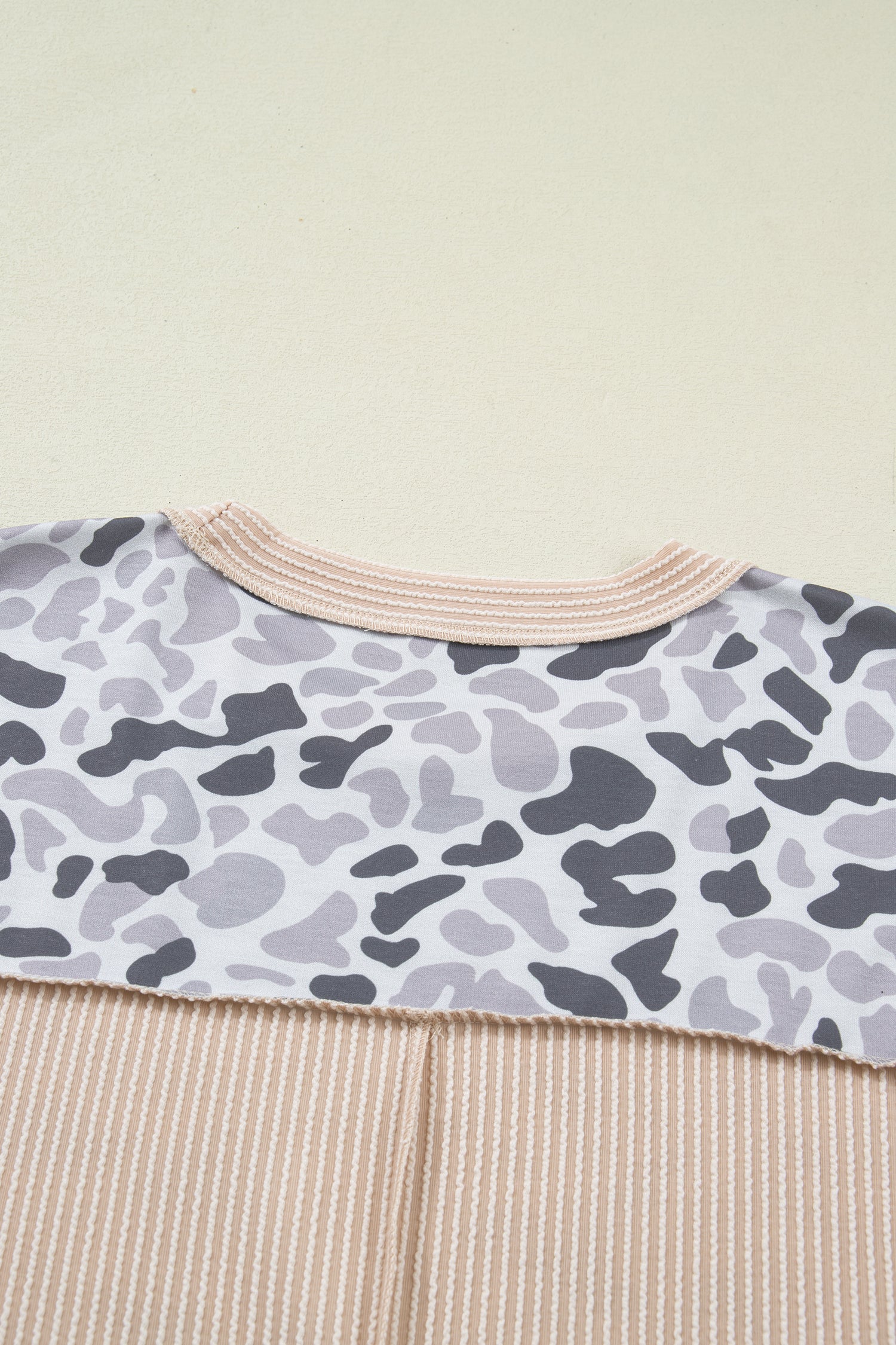 Gray Camouflage Print Twisted Ribbed Patchwork Casual T Shirt-Tops/Tops & Tees-[Adult]-[Female]-2022 Online Blue Zone Planet