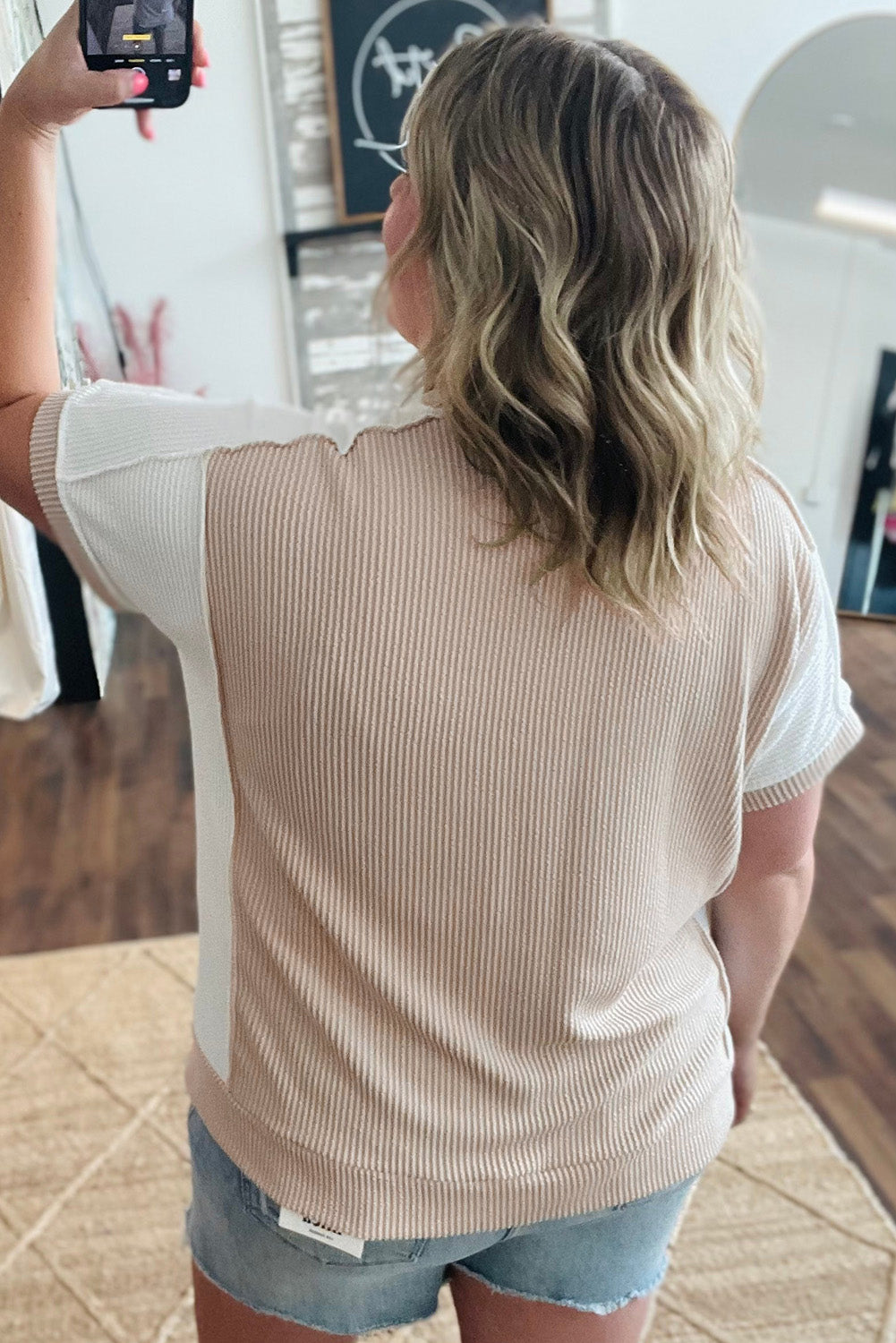 Parchment Twist Rib Colorblock Hi Low Plus Size Short Sleeve Top-Plus Size/Plus Size Tops/Plus Size Tops & Tees-[Adult]-[Female]-2022 Online Blue Zone Planet