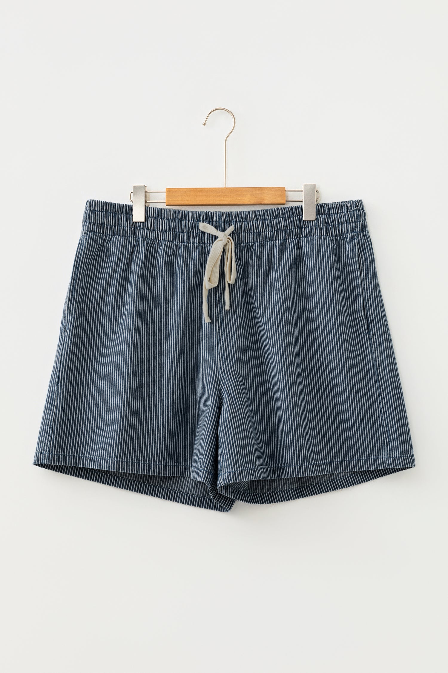 Blue Stripe Plus Size Contrast Drawstring Elastic Waist Denim Shorts-Plus Size/Plus Size Bottoms-[Adult]-[Female]-2022 Online Blue Zone Planet