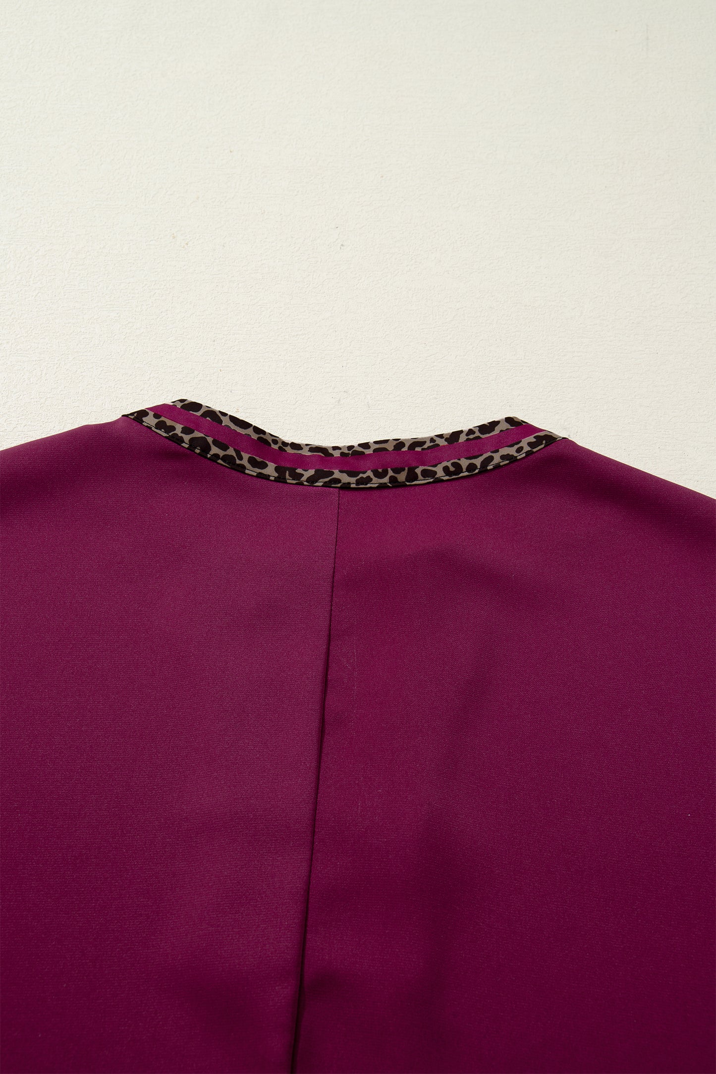 Red Dahlia Contrast Leopard Trim V Neck Short Sleeve Blouse-Tops/Blouses & Shirts-[Adult]-[Female]-2022 Online Blue Zone Planet