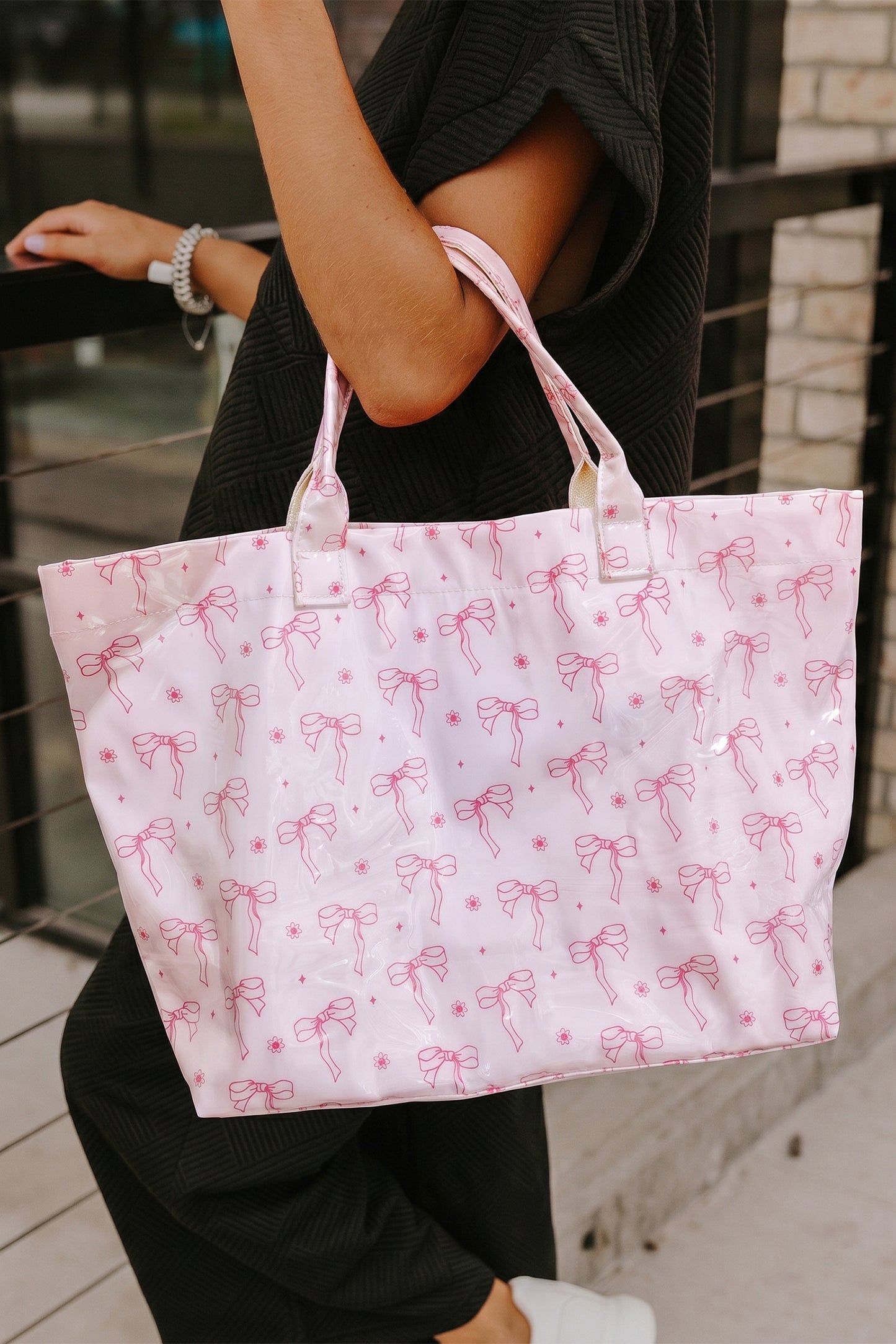 White Sweet Bow Flower Printed Sleek Vilnyl Tote Bag