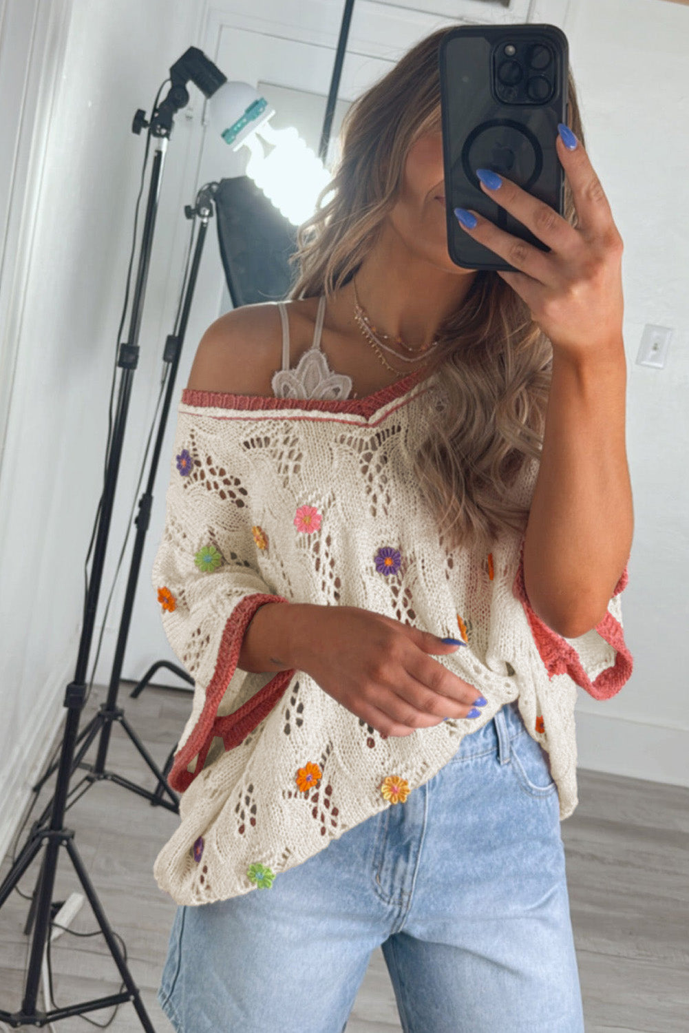 Delicacy Embroidered Flowers Colorblock Edge Hollowed Sweater-TOPS / DRESSES-[Adult]-[Female]-2022 Online Blue Zone Planet