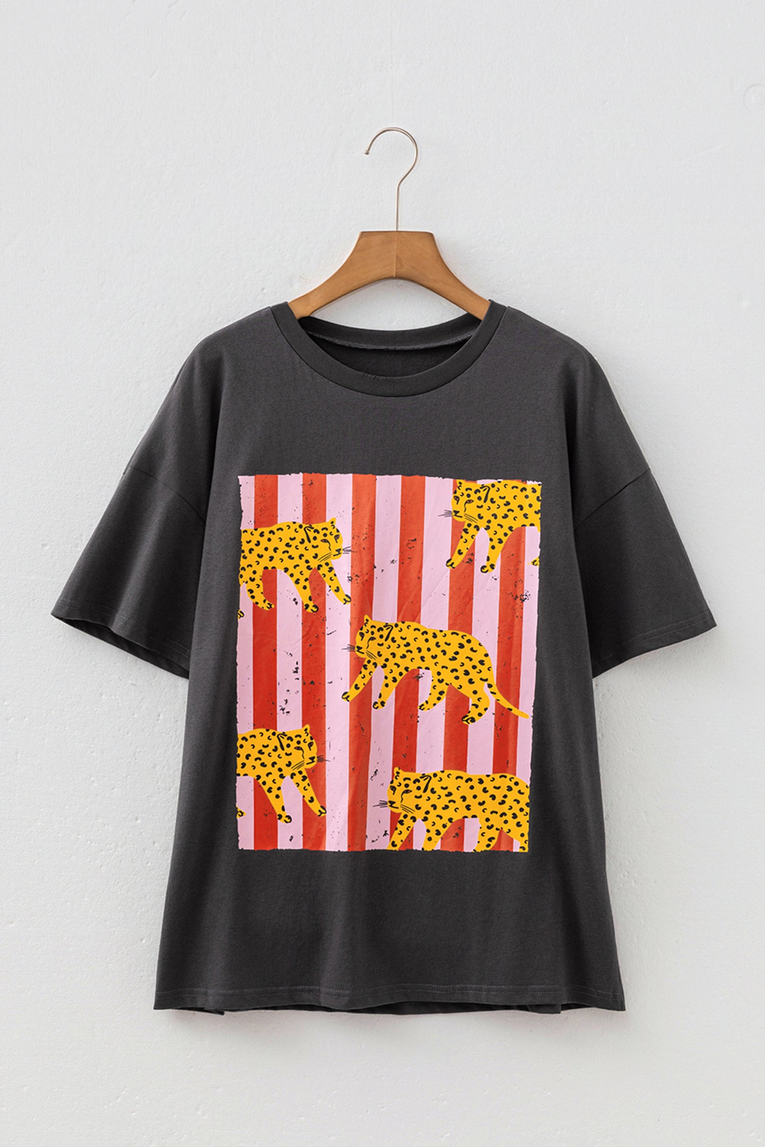 White Cheetah Striped Print Retro Fashion Graphic Tee-Tops/Tops & Tees-[Adult]-[Female]-2022 Online Blue Zone Planet