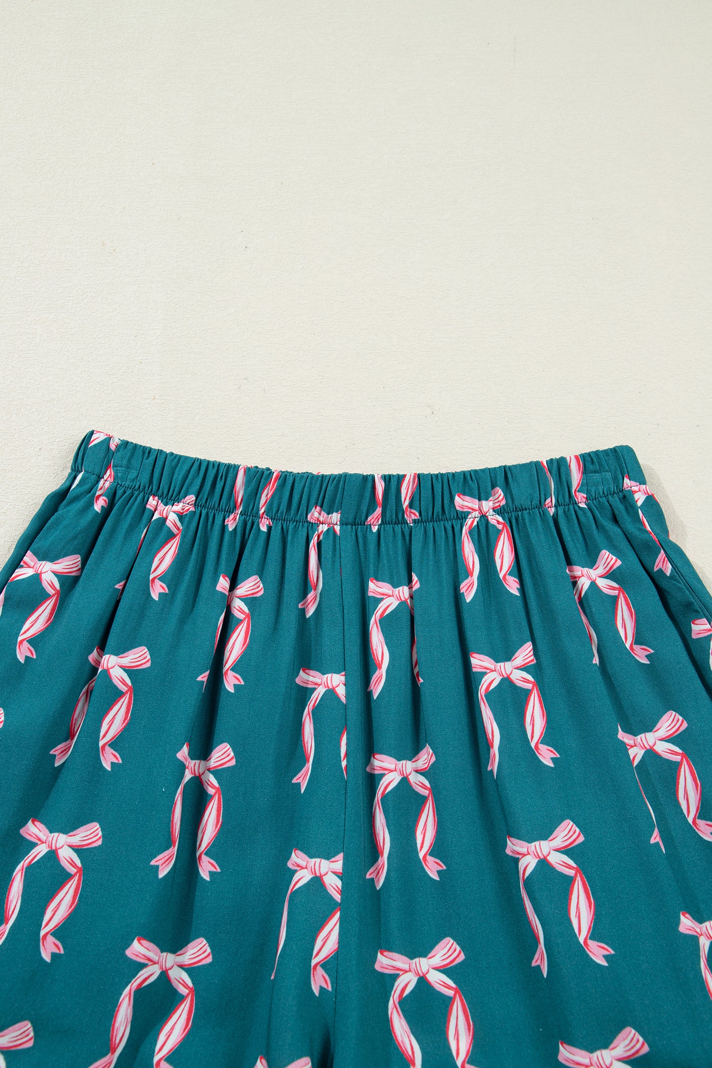 Green Ribbon Bow Print Silky Long Sleeve Shirt and Shorts 2pcs Pajama Set