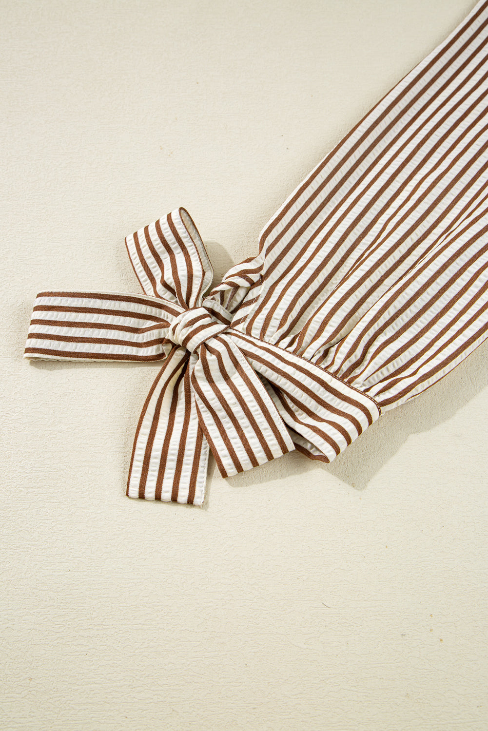 Straw Yellow Striped Print Tied Cuffs Split Neck Seersucker Blouse-Tops/Blouses & Shirts-[Adult]-[Female]-2022 Online Blue Zone Planet