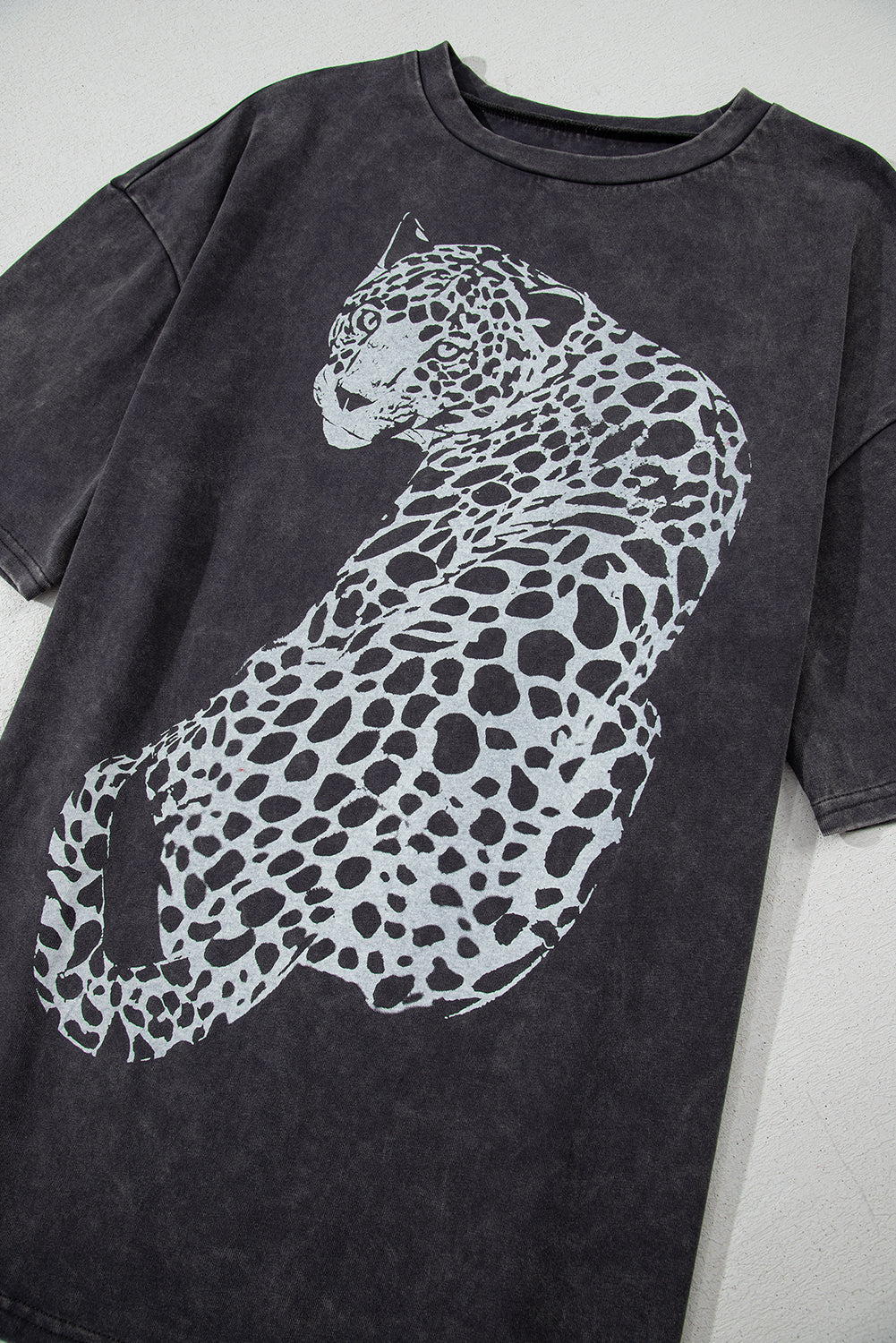 Medium Grey Vintage Cheetah Printed Mineral Wash Graphic Tee-Tops/Tops & Tees-[Adult]-[Female]-2022 Online Blue Zone Planet