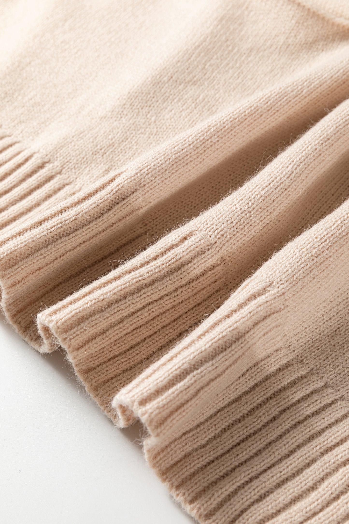 Delicacy Ribbed Deep V Neckline Front Pocketed Loose Tunic Sweater Vest