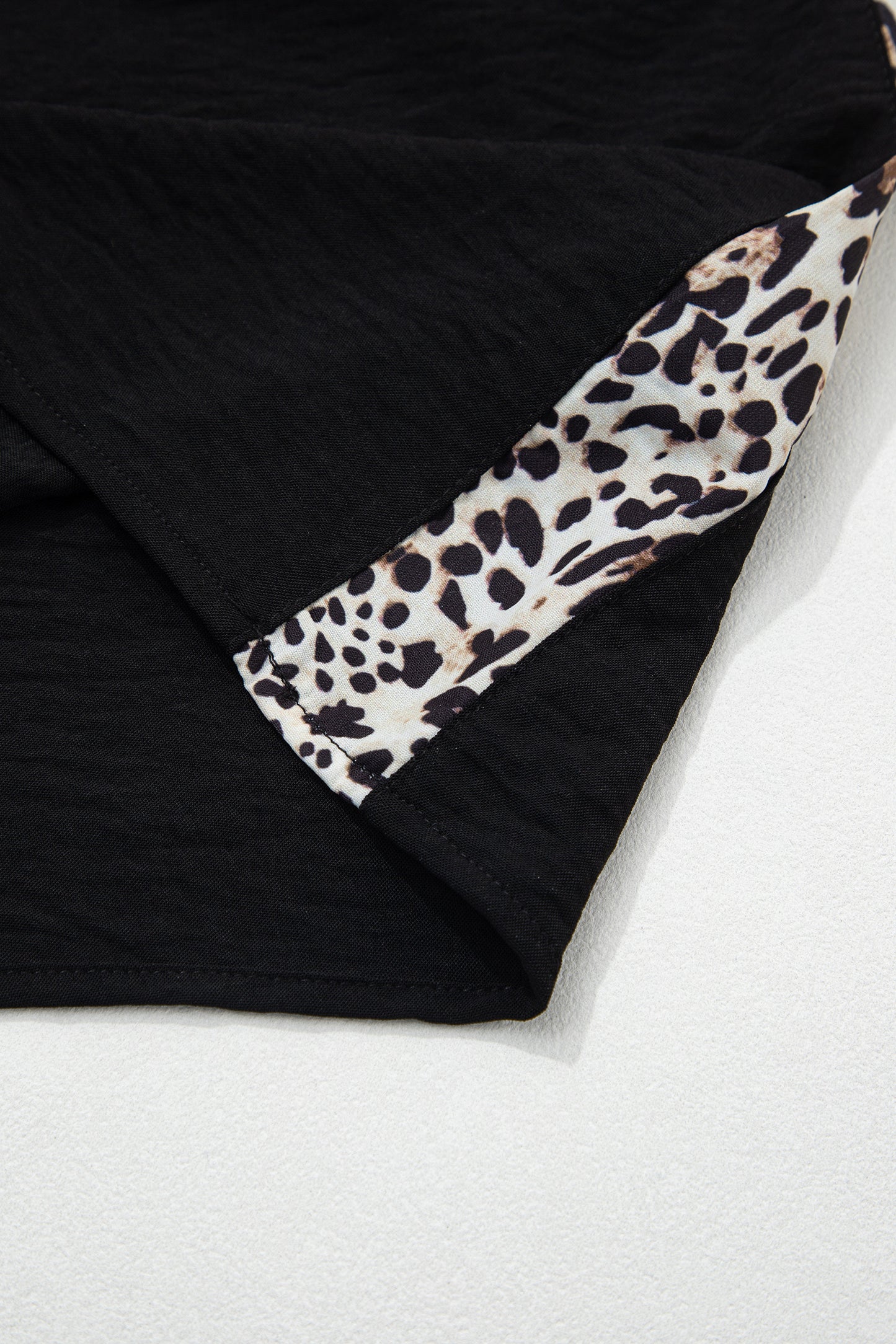 Black Plus Size Leopard Patchwork Round Neck Loose Tee-Plus Size/Plus Size Tops/Plus Size Tops & Tees-[Adult]-[Female]-2022 Online Blue Zone Planet