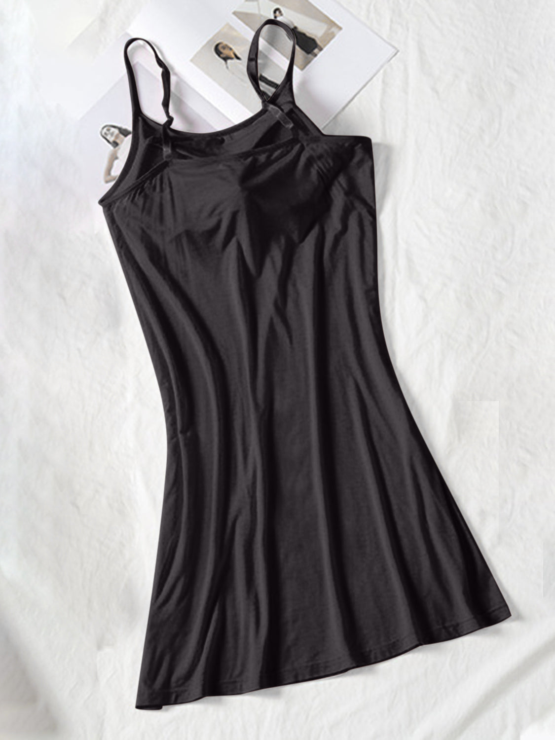 Round Neck Spaghetti Strap Cami Dress with Bra Round Neck Spaghetti Strap Cami Dress with Bra