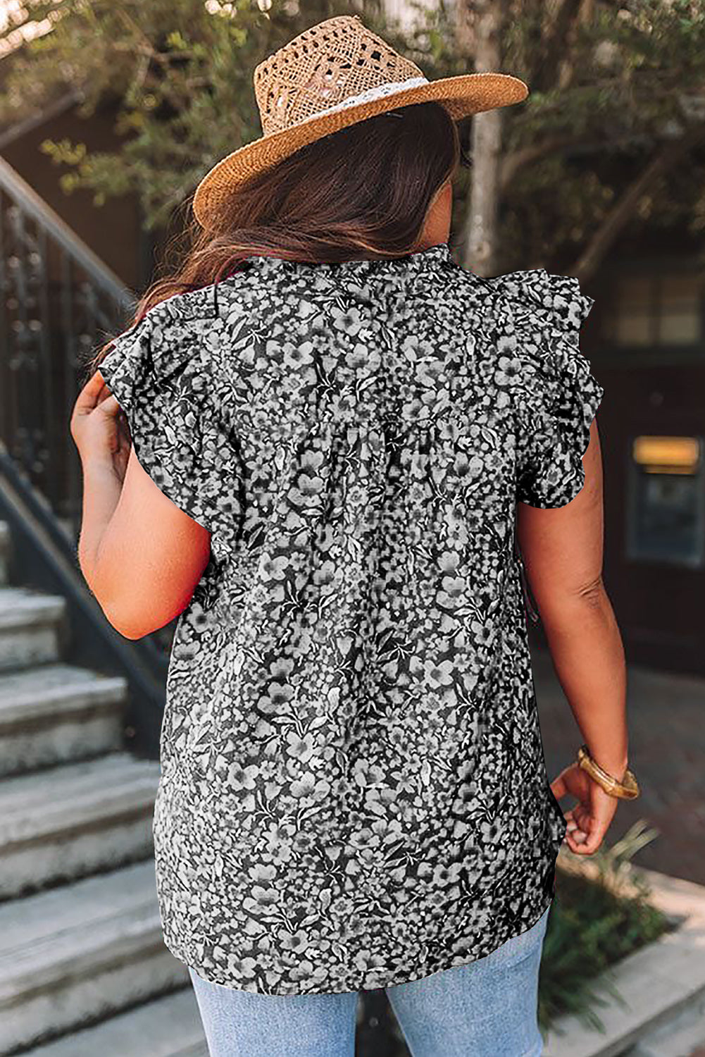 Black Rose Floral Print Ruffle Sleeve Plus Size Shift Top-Plus Size/Plus Size Tops/Plus Size Blouses & Shirts-[Adult]-[Female]-2022 Online Blue Zone Planet