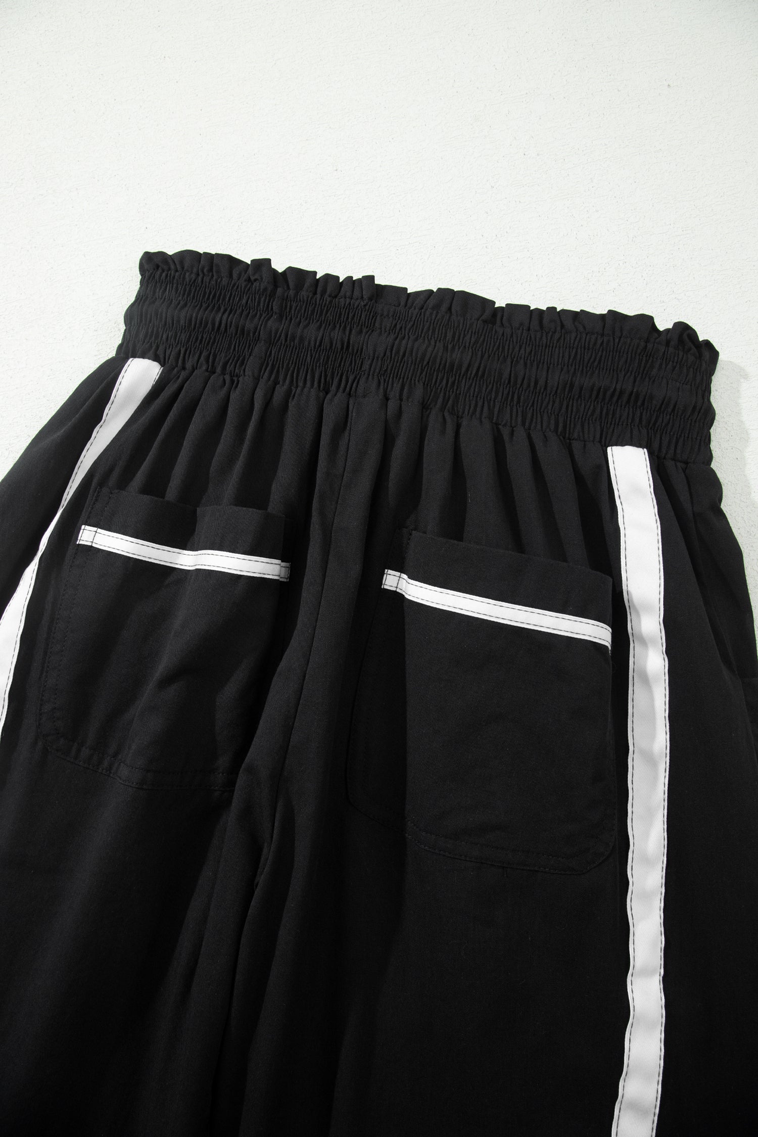 Black Contrast Striped Smocked Waist Drawstring Cropped Casual Pants-Bottoms/Pants & Culotte-[Adult]-[Female]-2022 Online Blue Zone Planet
