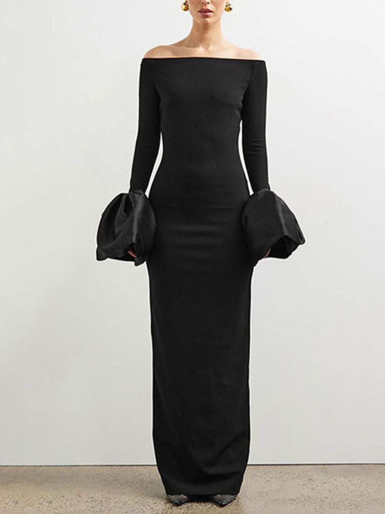 Linda's Off-Shoulder Flounce Sleeve Maxi Dress Black / S