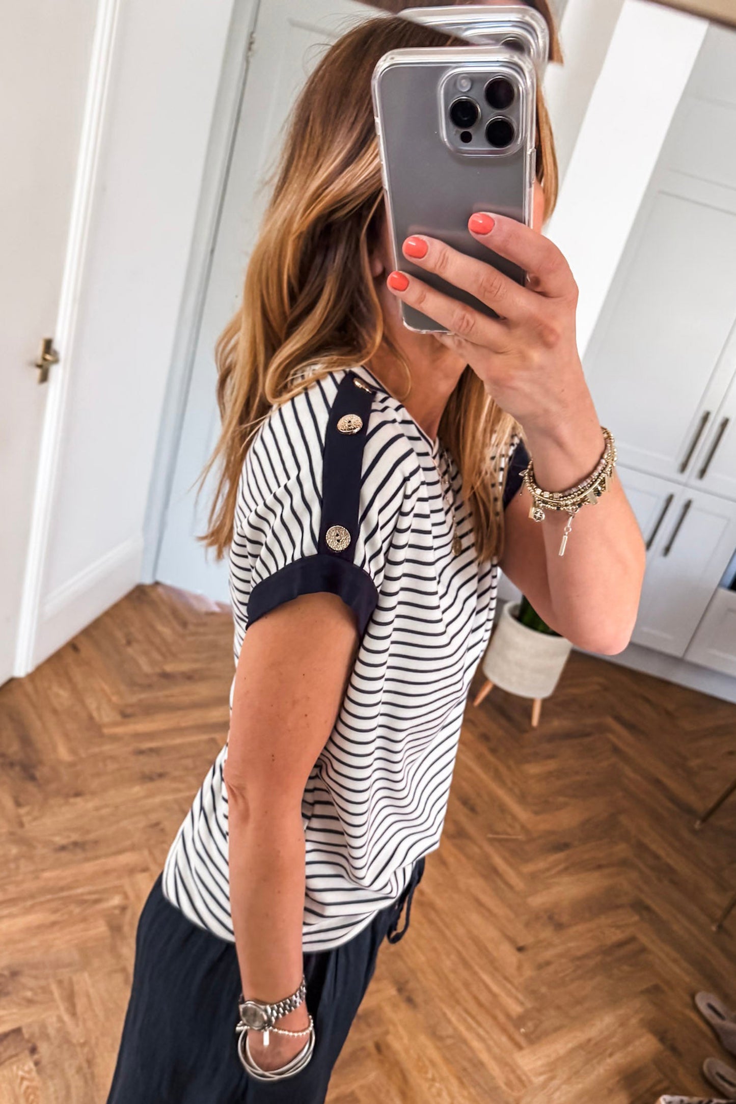 Black Stripe Cuffed Sleeve Button Detail Loose Tee-Tops/Tops & Tees-[Adult]-[Female]-2022 Online Blue Zone Planet