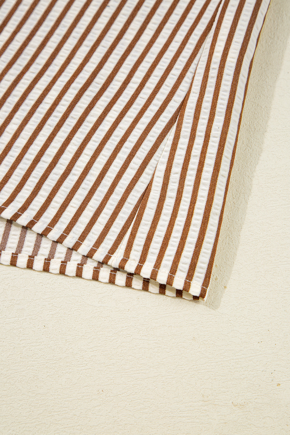 Straw Yellow Striped Print Tied Cuffs Split Neck Seersucker Blouse-Tops/Blouses & Shirts-[Adult]-[Female]-2022 Online Blue Zone Planet