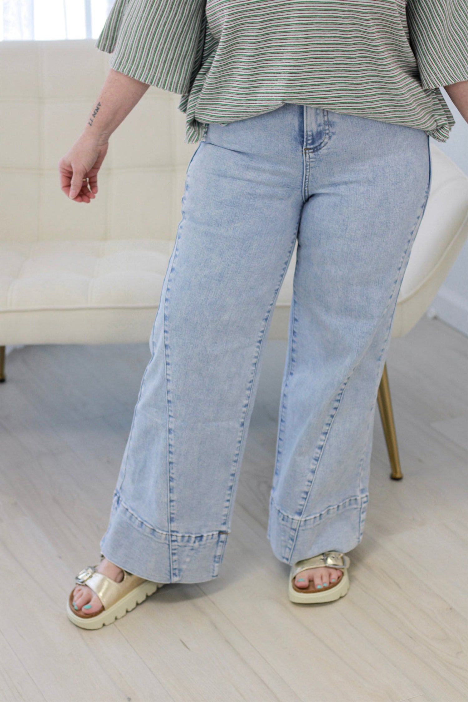 Beau Blue Solid Paneling Loose Fit Plus Size Jeans-Plus Size/Plus Size Bottoms-[Adult]-[Female]-2022 Online Blue Zone Planet