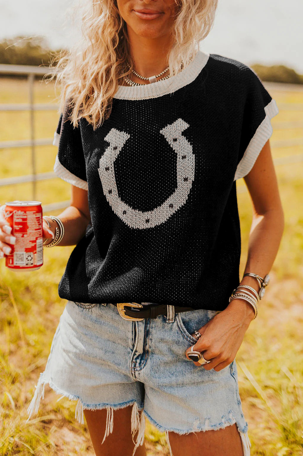 Black Horse Shoe Pattern Contrast Trim Short Sleeve Sweater-Sweaters & Cardigans/Short Sleeve Sweaters-[Adult]-[Female]-Black-S-2022 Online Blue Zone Planet