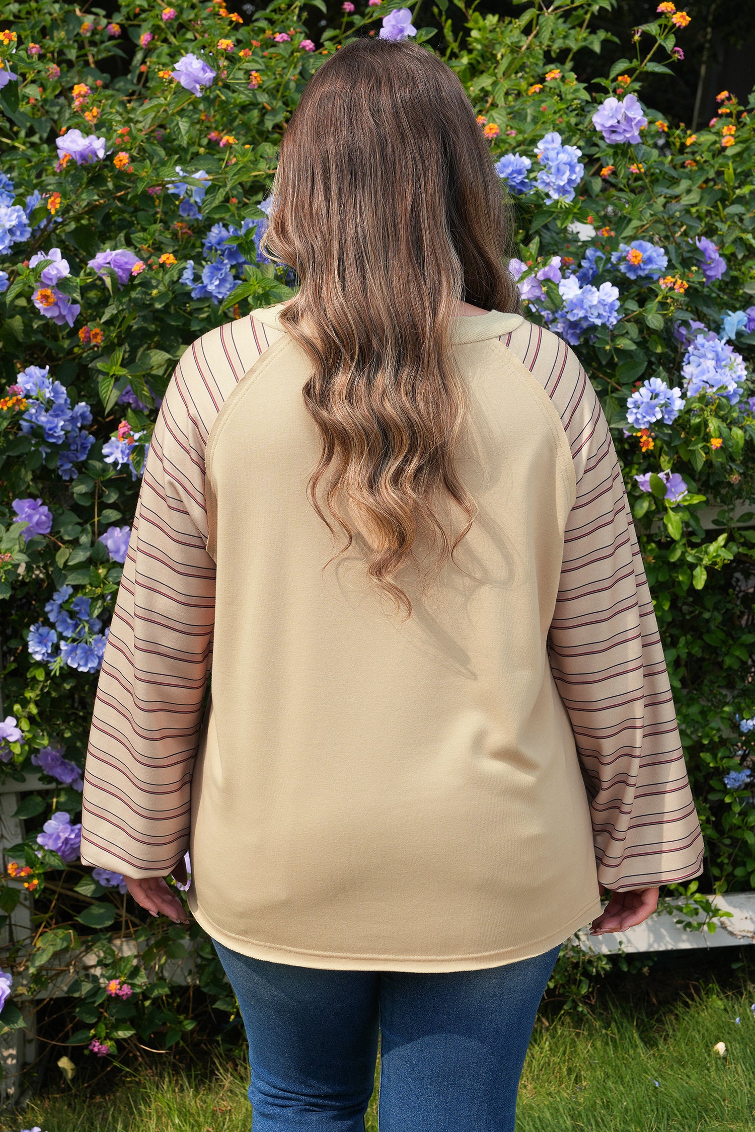 Parchment Striped Raglan Sleeve Notched Neck Raw Edge Plus Size Jumper-Plus Size/Plus Size Tops/Plus Size Long Sleeve Tops-[Adult]-[Female]-2022 Online Blue Zone Planet