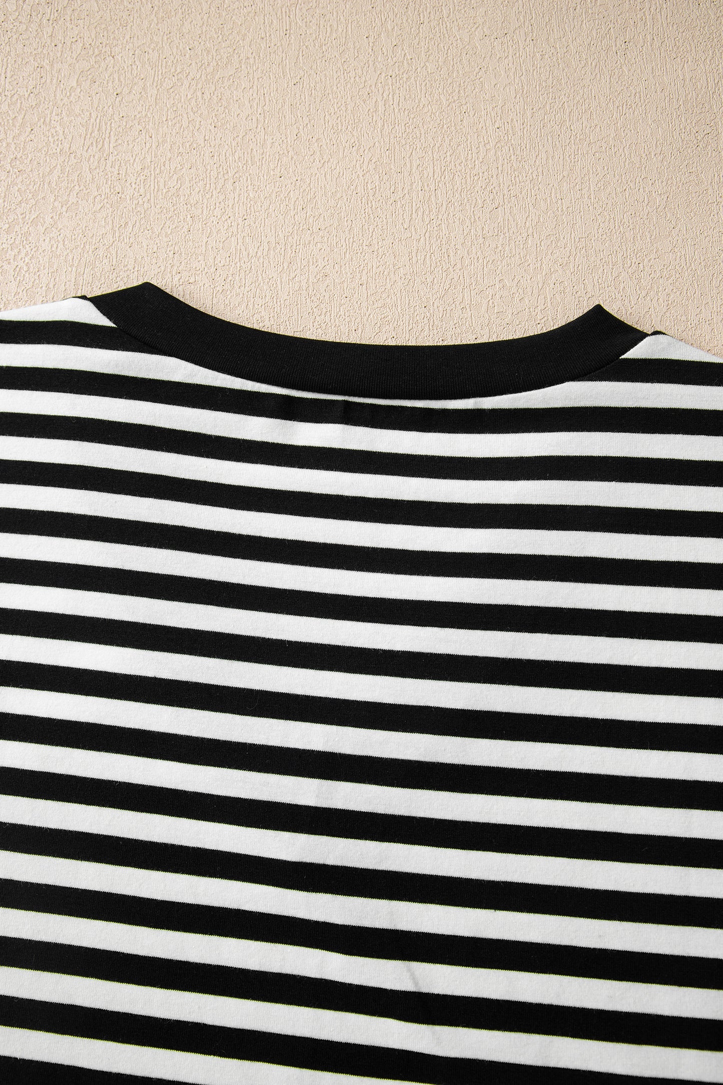 Black Striped Print V Neck Delicate Trim Casual Tee-Tops/Tops & Tees-[Adult]-[Female]-2022 Online Blue Zone Planet