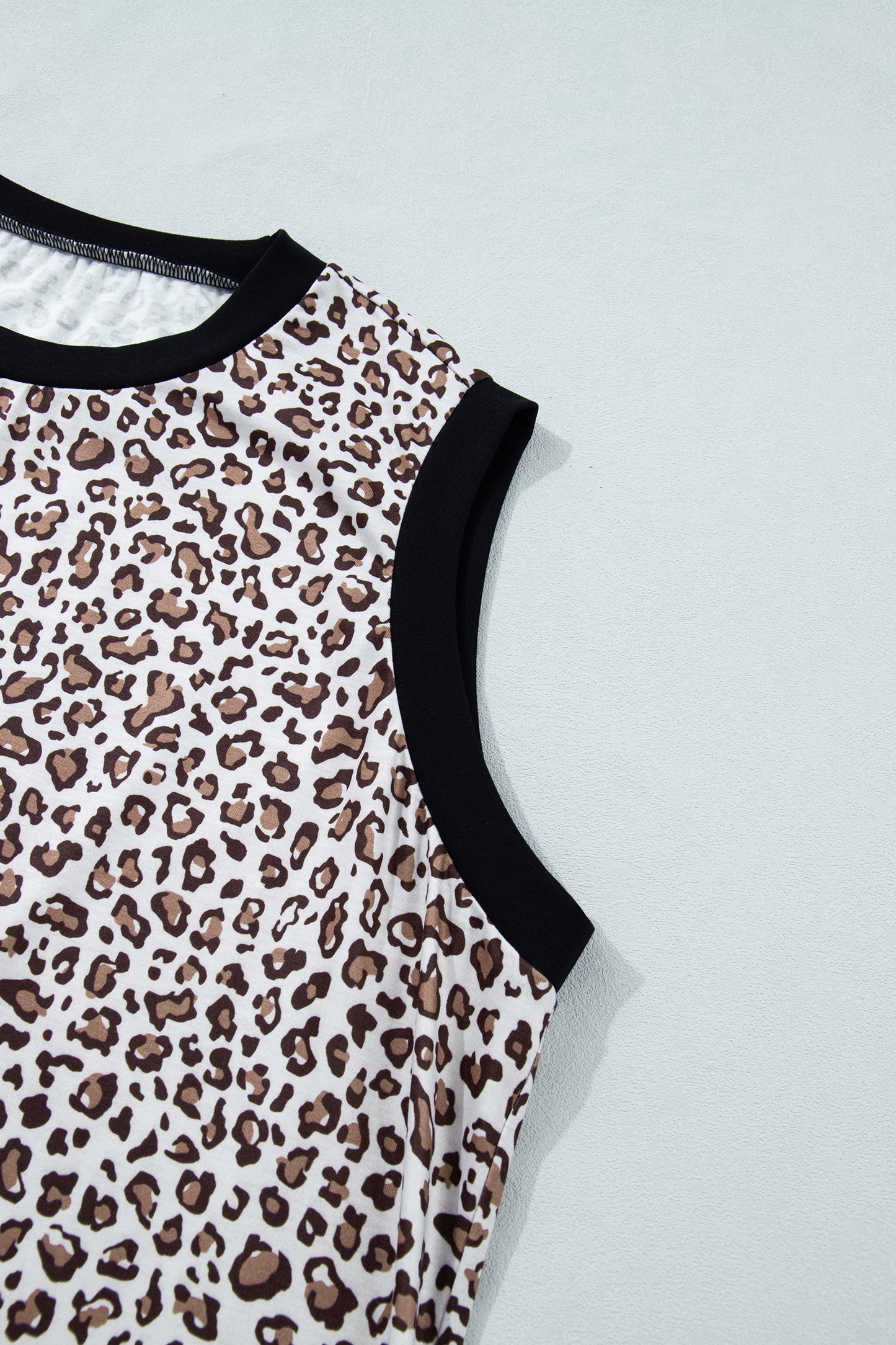 Khaki Contrast Trim Plus Size Leopard Vest-Plus Size/Plus Size Tops/Plus Size Tank Tops-[Adult]-[Female]-2022 Online Blue Zone Planet