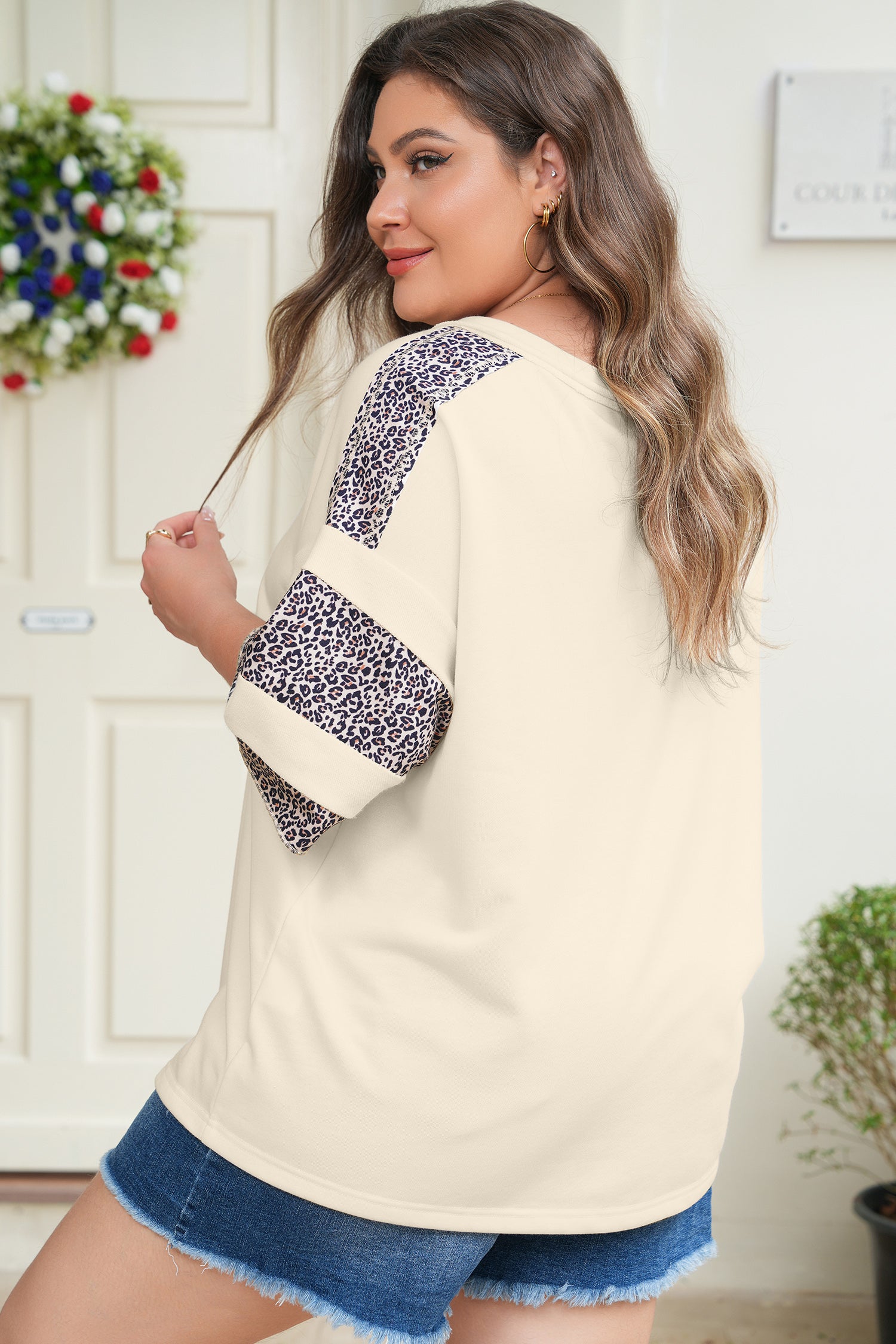 Apricot V Neck Exposed Seam Leopard Color Block Patchwork Half Sleeve Top-Plus Size/Plus Size Tops/Plus Size Tops & Tees-[Adult]-[Female]-2022 Online Blue Zone Planet