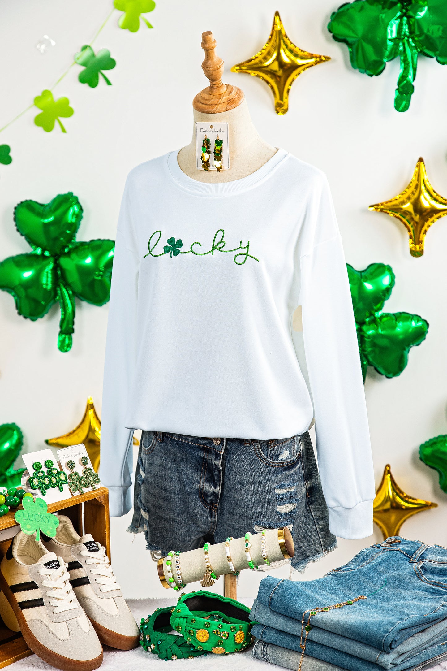 White Embroidered Lucky Clover Graphic Long Sleeve Top-Graphic Long Sleeve Tees-[Adult]-[Female]-2022 Online Blue Zone Planet