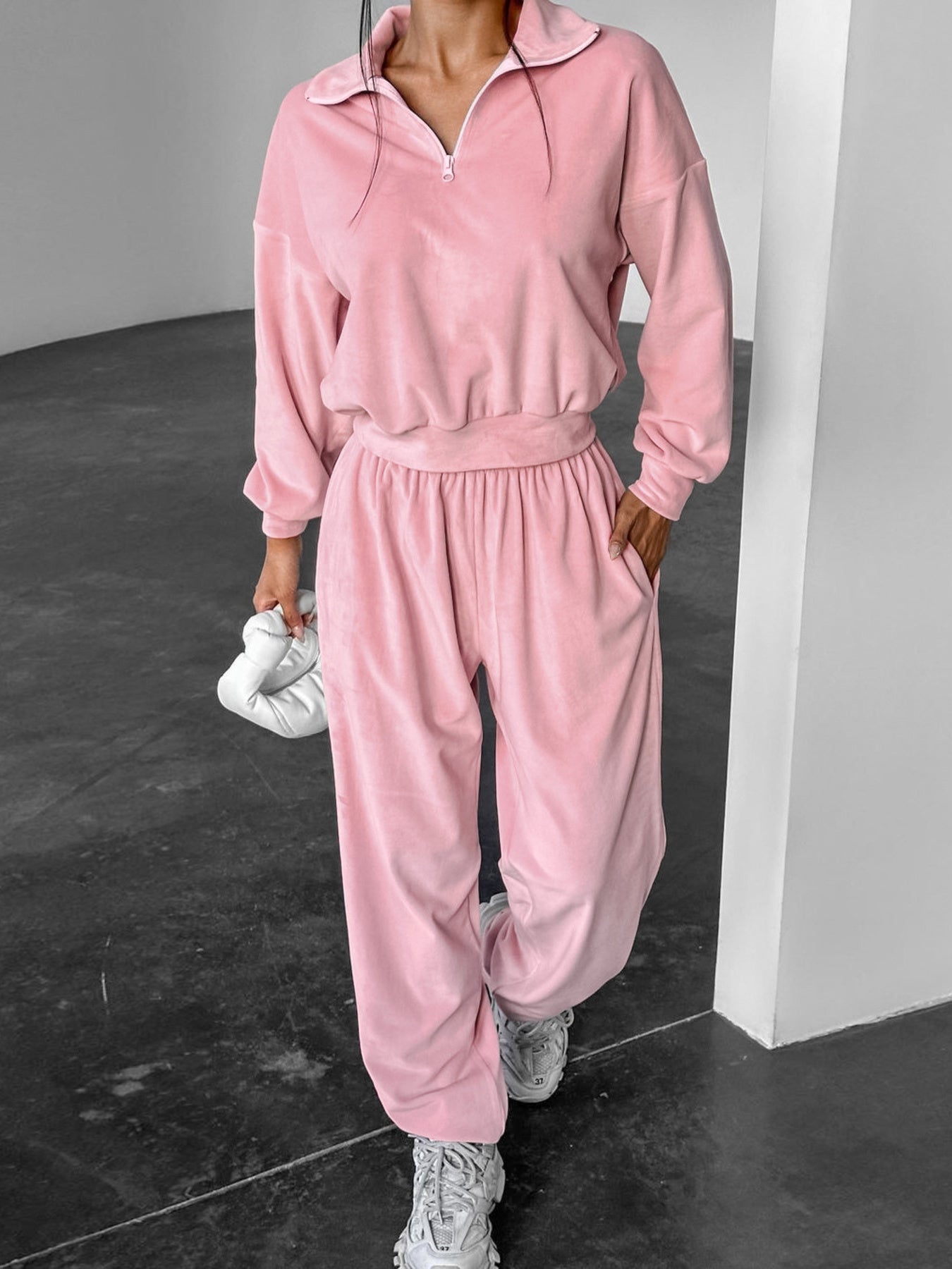 55e8eeb64cde4f1682d04b028544a10e-Max