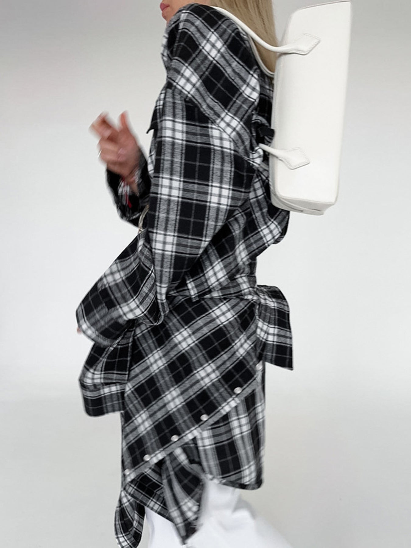 5878e69e82264932849b60e9afb405c9-Max