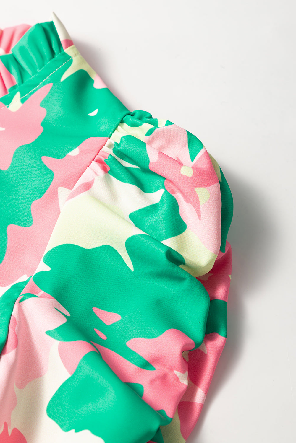 Green Abstract Print Frilly Neck Ruched Short Sleeve Blouse-Tops/Blouses & Shirts-[Adult]-[Female]-2022 Online Blue Zone Planet