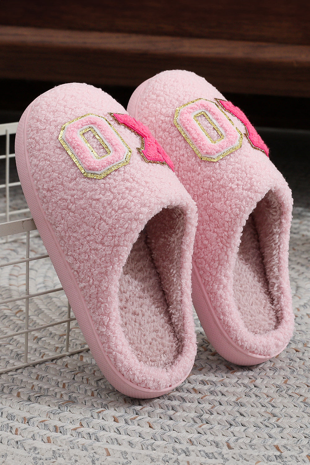 Pink Xoxo Letter Graphic Plush Winter Slippers-Slides Shoes + Flip Flops-[Adult]-[Female]-2022 Online Blue Zone Planet