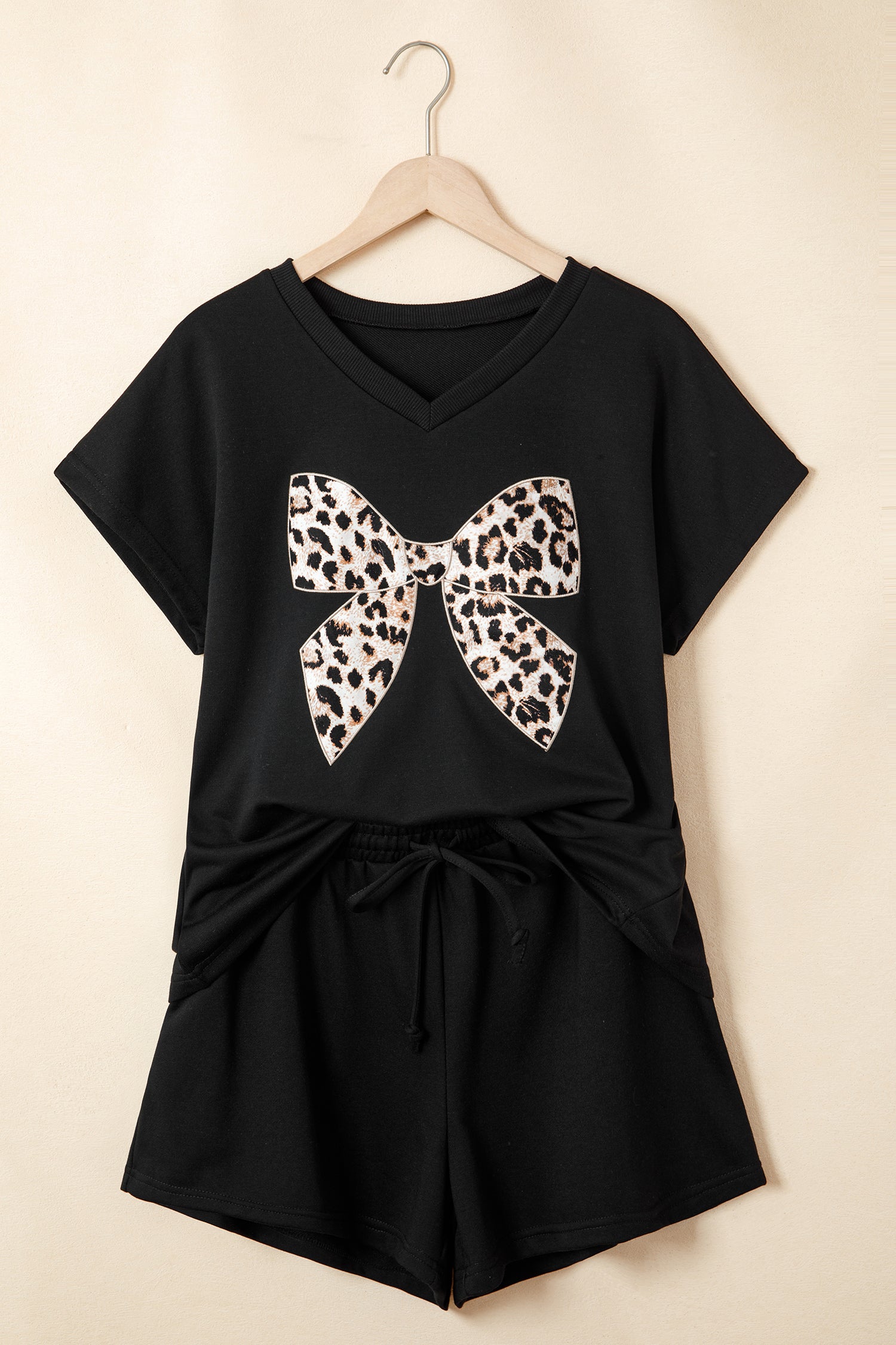 White Contrast Leopard Bow Patched V Neck Loose Tee Drawstring Shorts 2pcs Outfit-Two Piece Sets/Short Sets-[Adult]-[Female]-2022 Online Blue Zone Planet