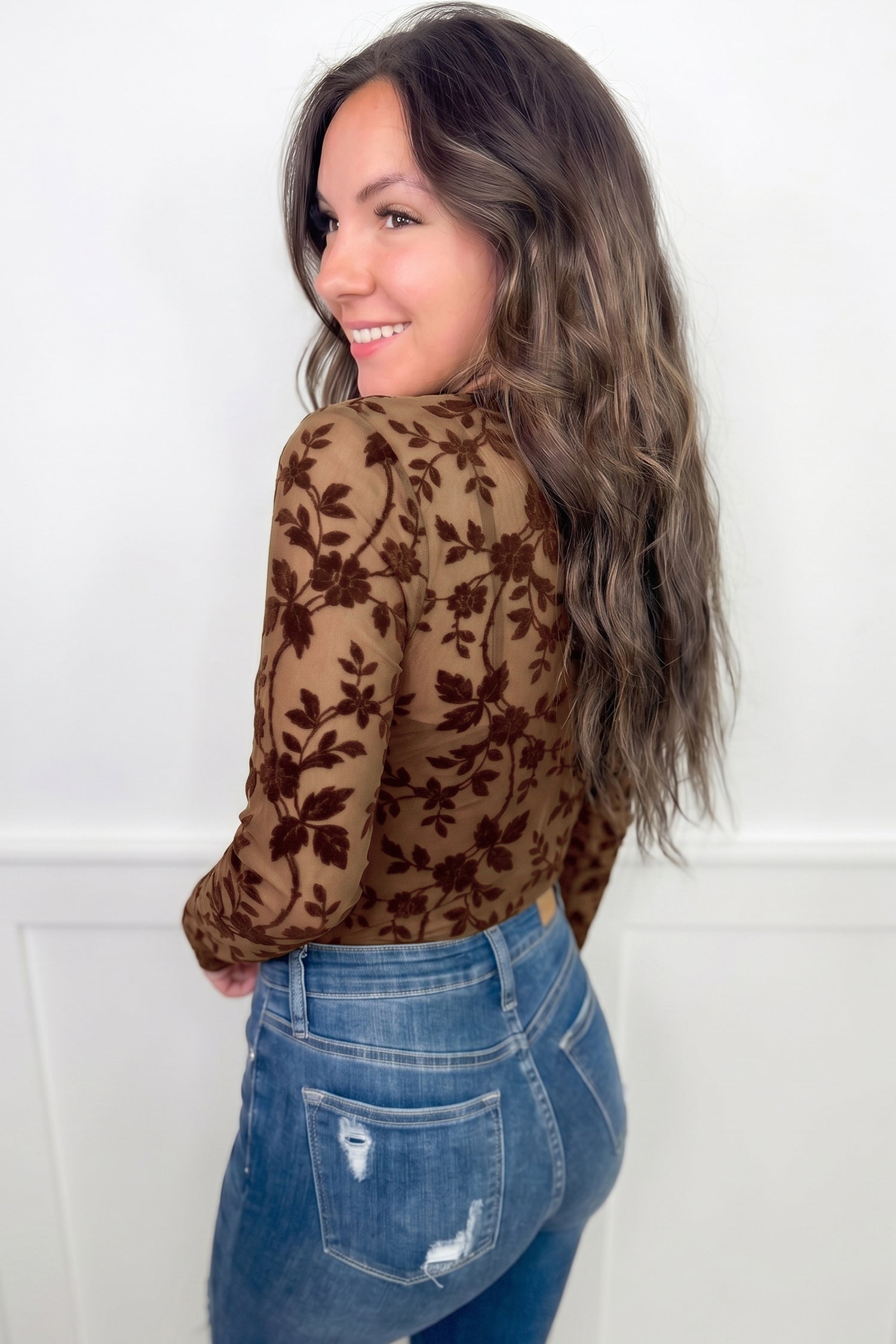 Apricot Floral Mesh Long Sleeve Round Neck Casual Sheath Top-Tops/Long Sleeve Tops-[Adult]-[Female]-2022 Online Blue Zone Planet