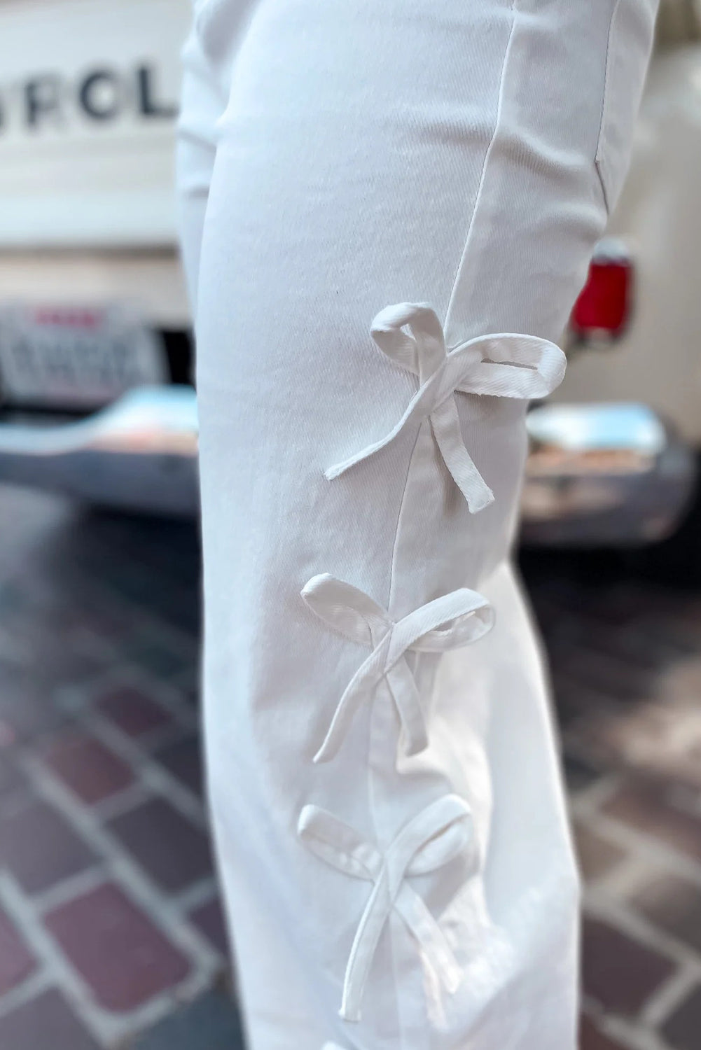 White Bow Knot Side Detail Straight Leg Loose Jeans-Bottoms/Jeans-[Adult]-[Female]-2022 Online Blue Zone Planet